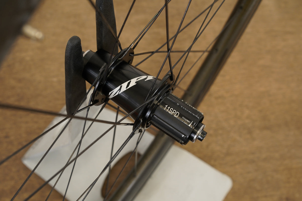 Zipp 302 Carbon Clincher Rim Brake Wheelset Shimano/SRAM 11 Speed
