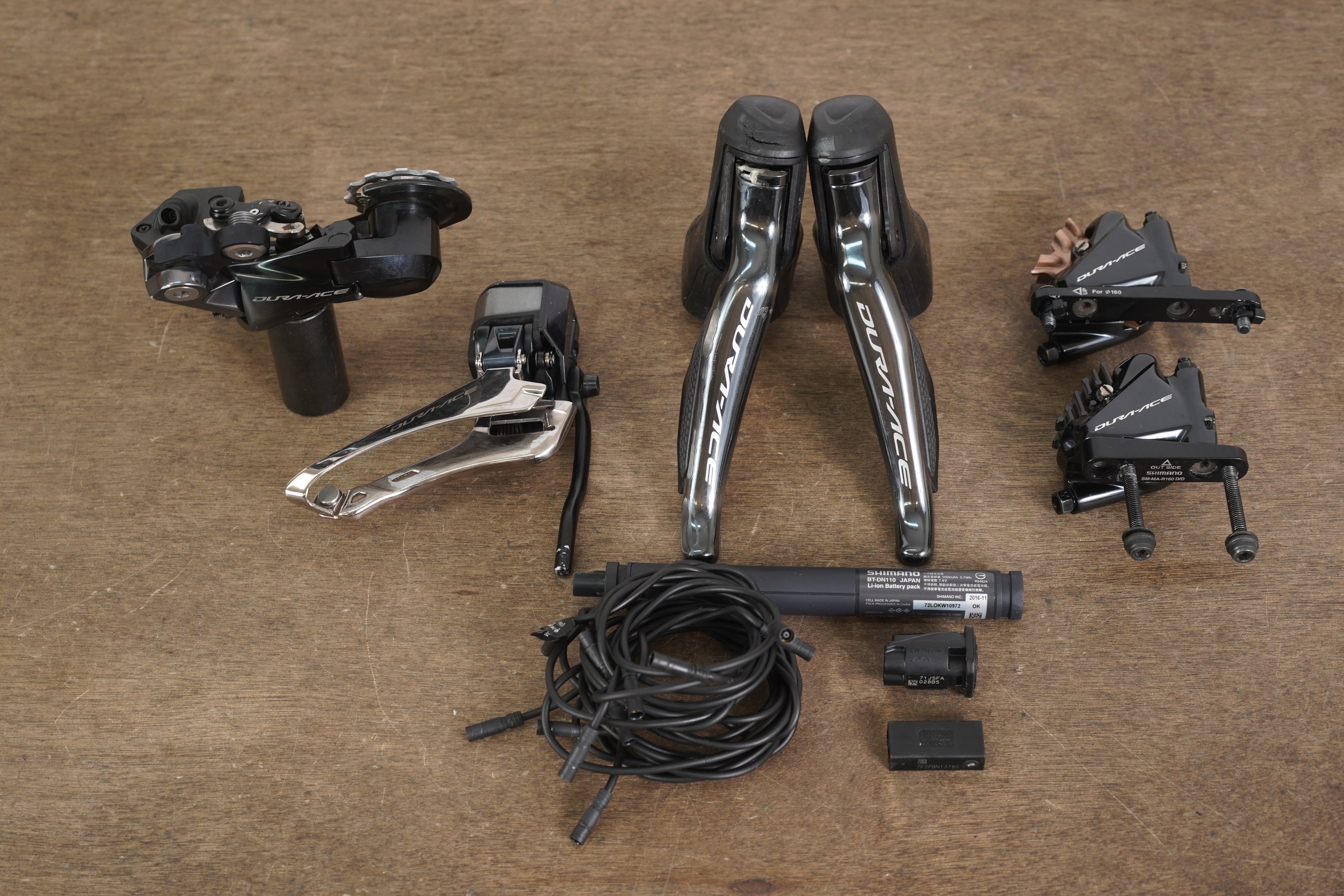 専用DURA-ACE DI2 9170 油圧ディスク グループセット11×2 専用DURA-ACE DI2 9170 油圧ディスク グループセット11×2 - メルカリ