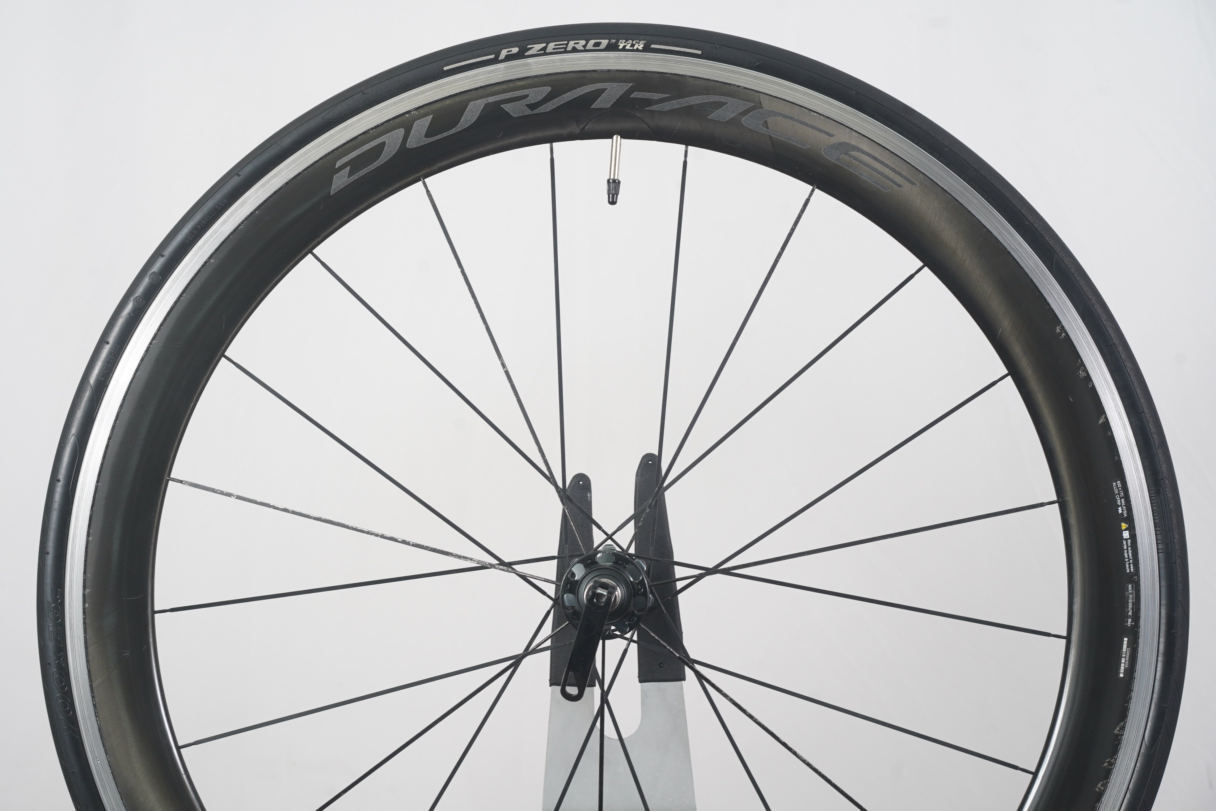 Shimano Dura-Ace WH-9100 C60 Carbon Clincher Rim Brake Wheelset 11