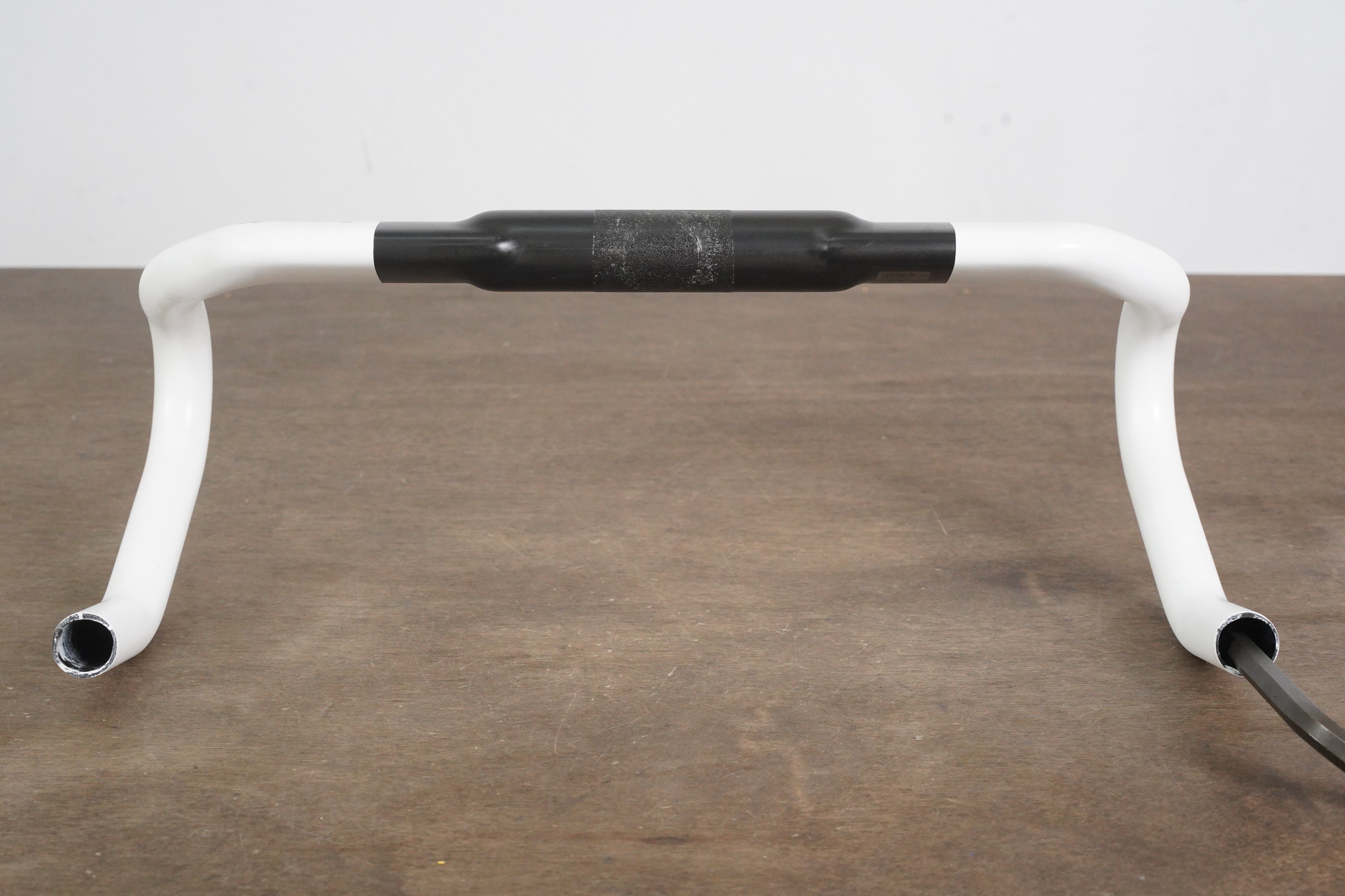 42cm Easton EC70 Aero Carbon Road Handlebar 31.8mm EC 70 – Elevate