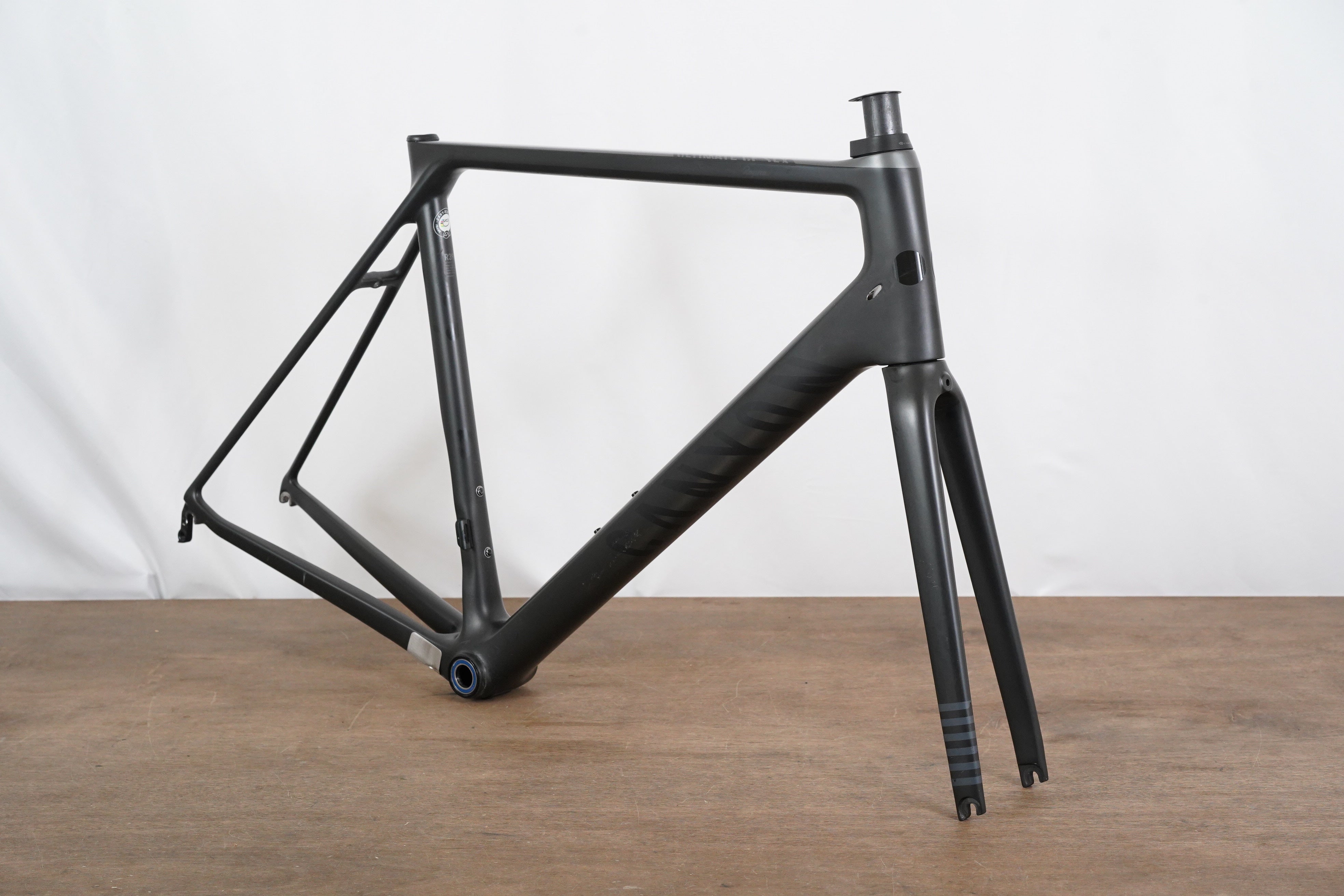 L (Large) Canyon Ultimate CF SLX Carbon Rim Brake Road Frameset