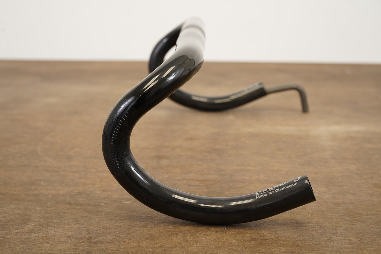 44cm Fizik Cyrano R1 Chameleon Carbon Compact Road Handlebar 31.8mm