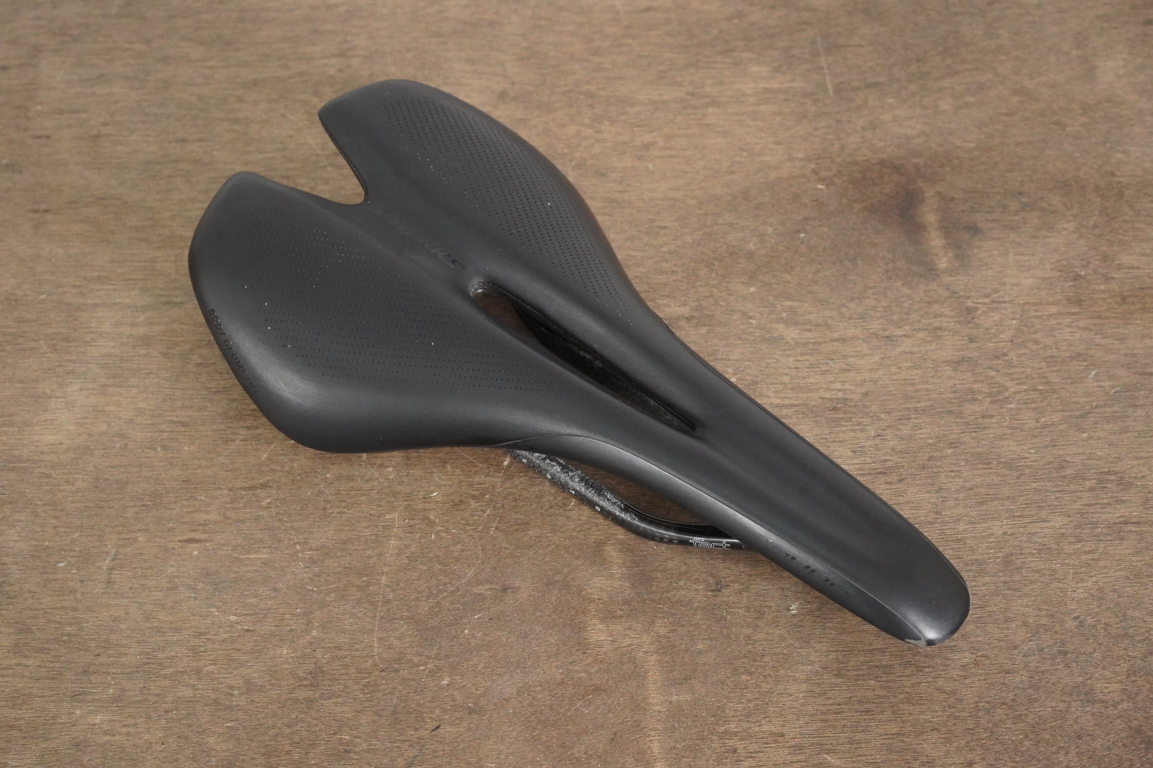 SPECIALIZED S-WORKS TOUPE 143mm 【公式通販】