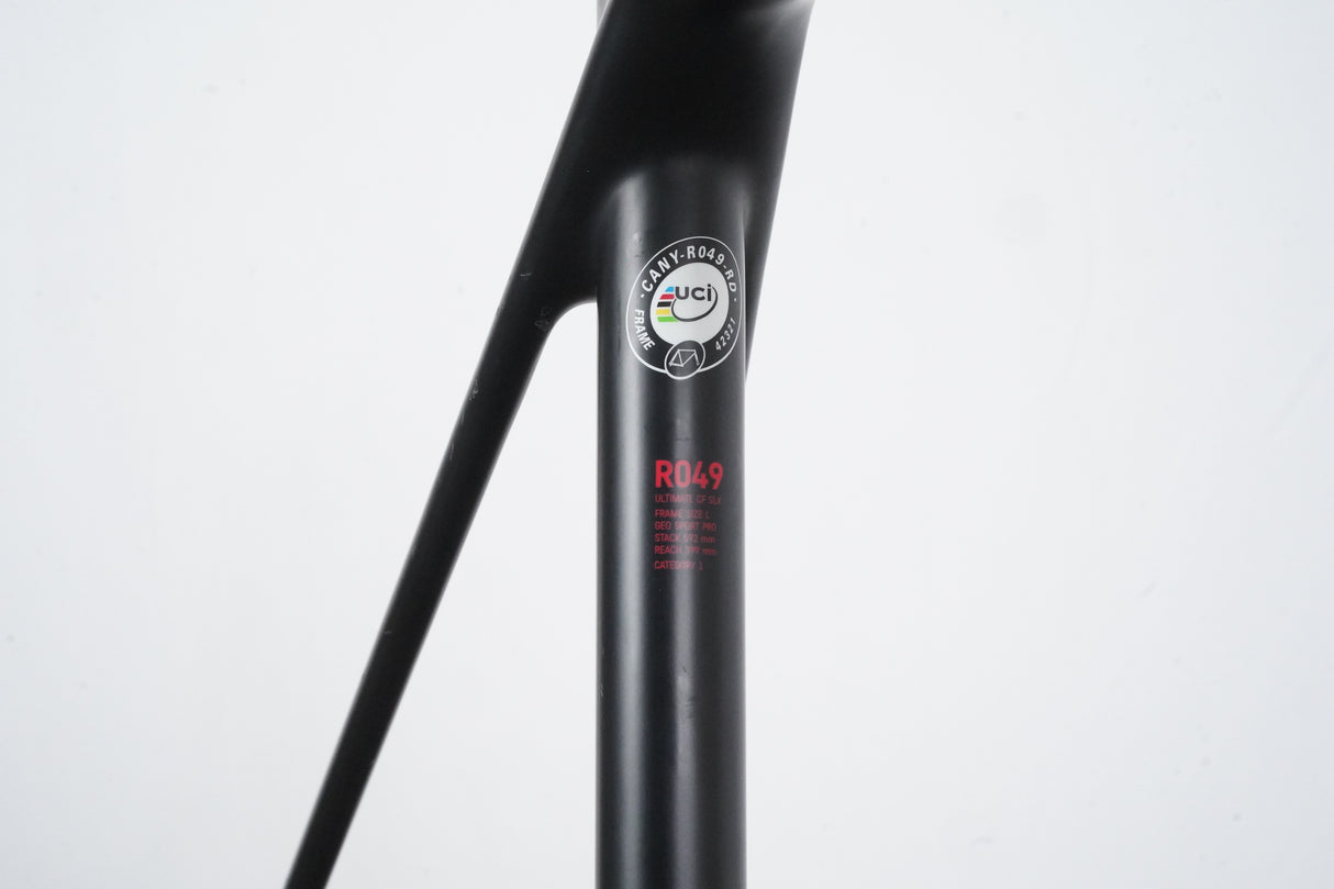 *Damaged* L (Large) Canyon Ultimate CF SLX Carbon Disc Brake Road Frameset
