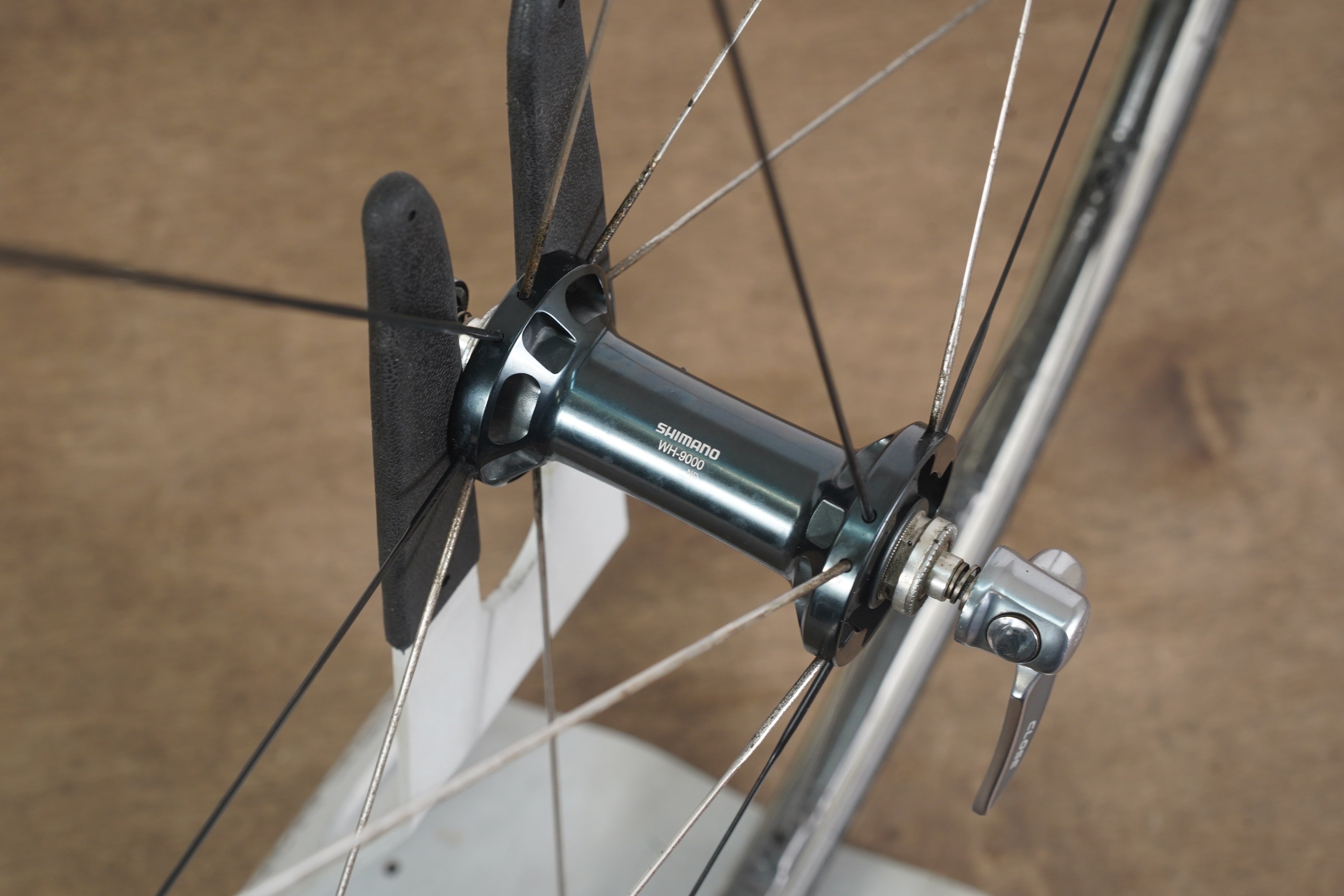 Shimano Dura-Ace WH-9000 C24 Carbon Clincher Rim Brake Wheelset 11