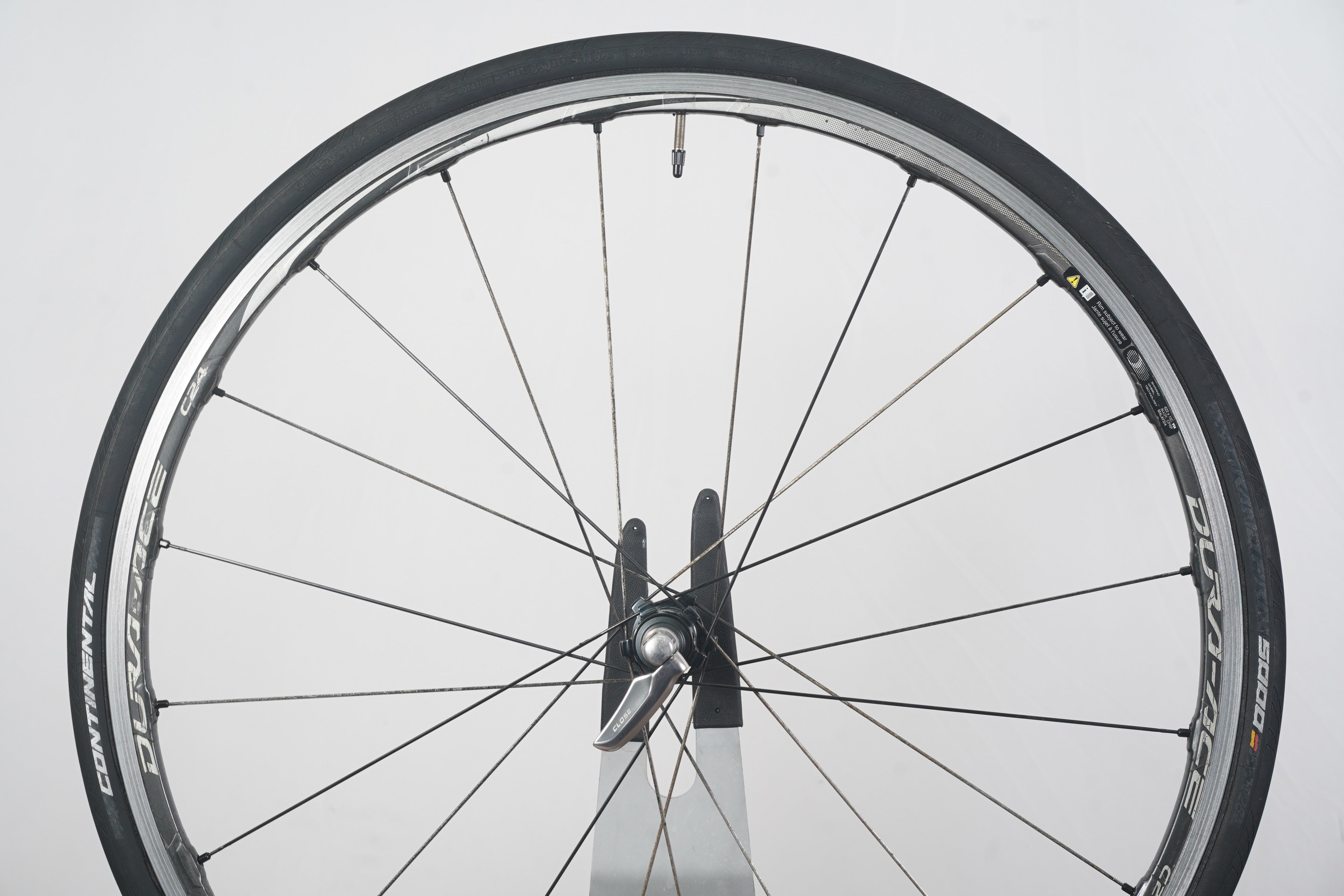 Shimano Dura-Ace WH-9000 C24 Carbon Clincher Rim Brake Wheelset 11