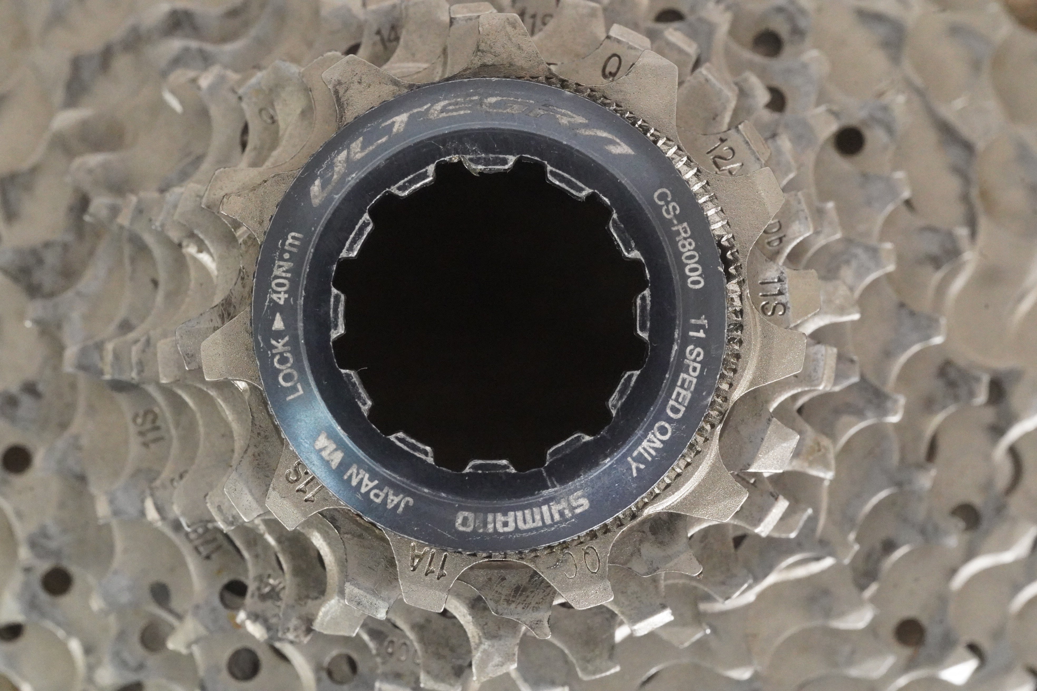 Shimano シマノ Ultegra CS R8000 11-30t　11s シマノ CS-R8000 11S 11-30T カセットスプロケット 11スピード