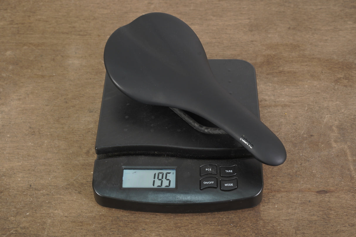 142mm (Shallow) Fabric Scoop Pro Carbon Rail Road Saddle 195g