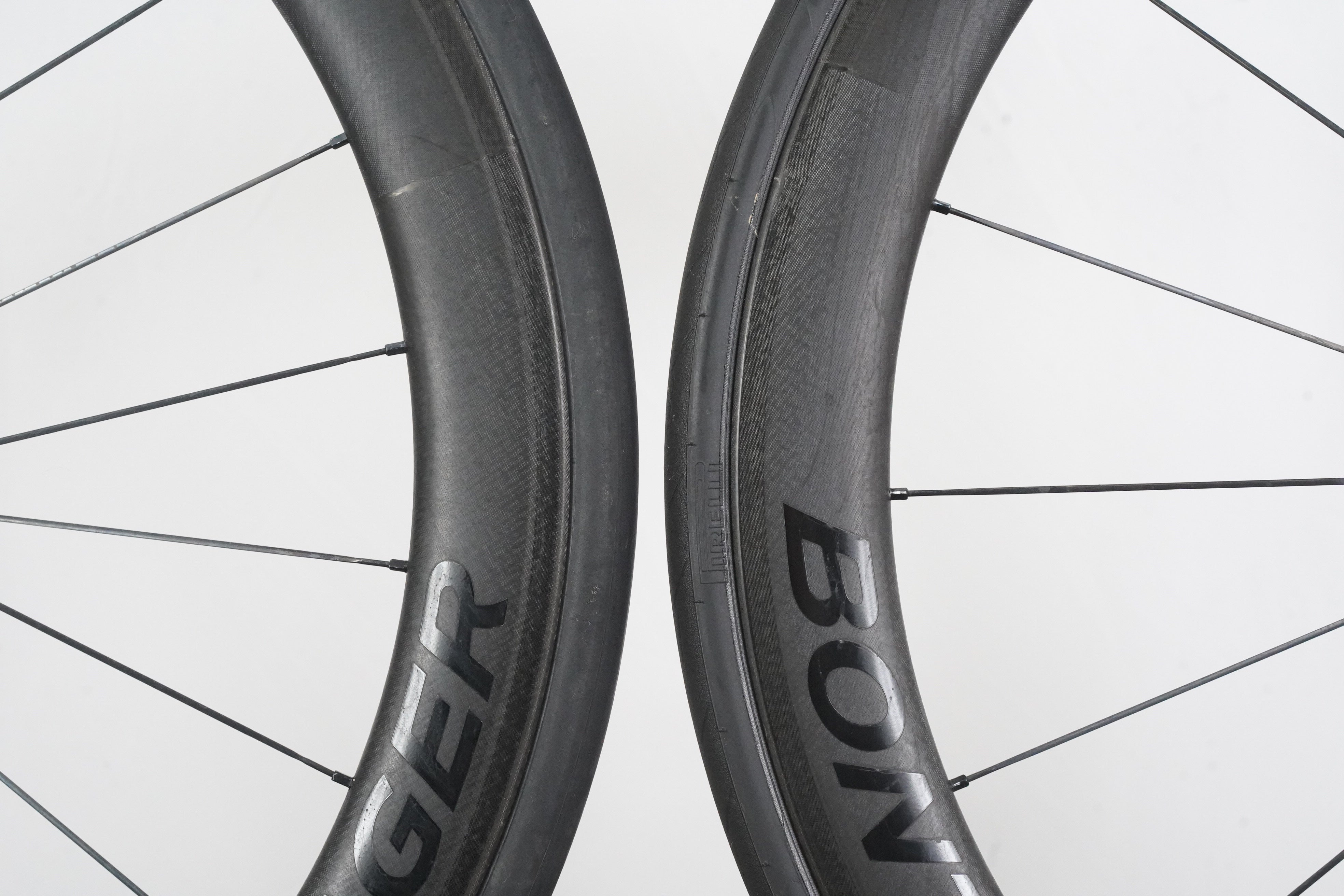 BONTRAGER aeolus 5 TLR タイヤ付き Bontrager Aeolus Pro 5 TLR Road Wheel - Trek Bikes