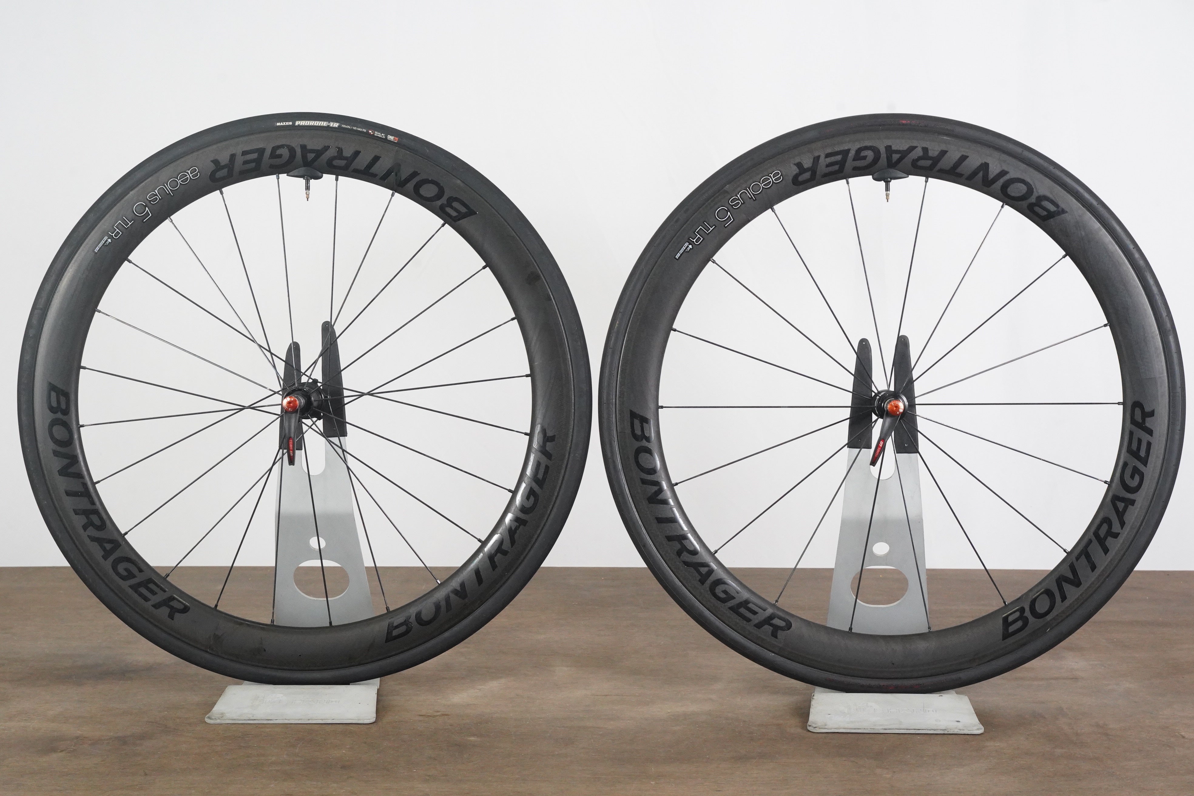 Bontrager Aeolus 5 TLR Extralite Carbon Tubeless Clincher