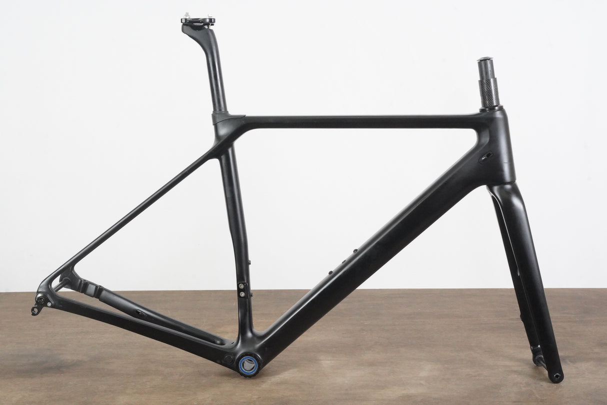 M (Medium) VeloBuild VB-R-066 Carbon Disc Brake Road Frameset