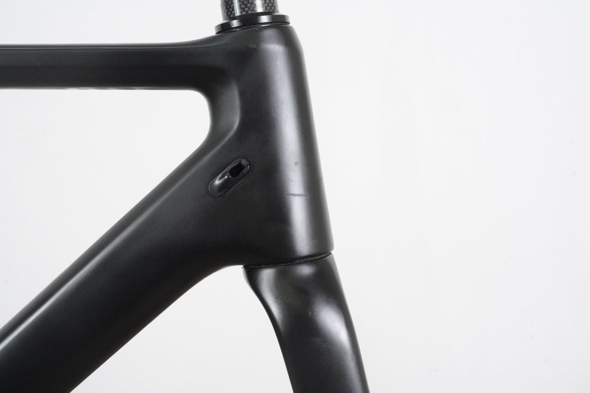 M (Medium) VeloBuild VB-R-066 Carbon Disc Brake Road Frameset