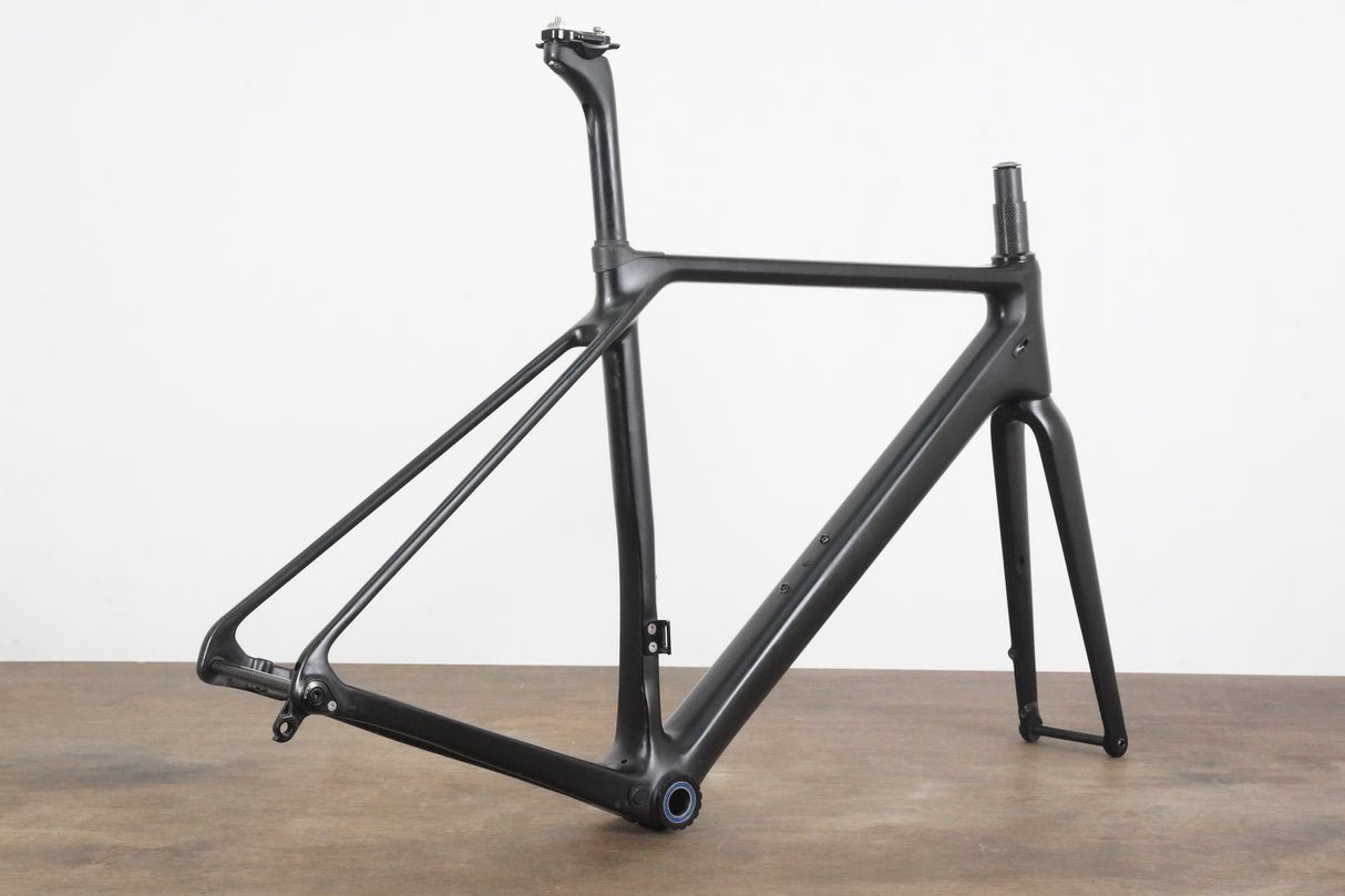 M (Medium) VeloBuild VB-R-066 Carbon Disc Brake Road Frameset