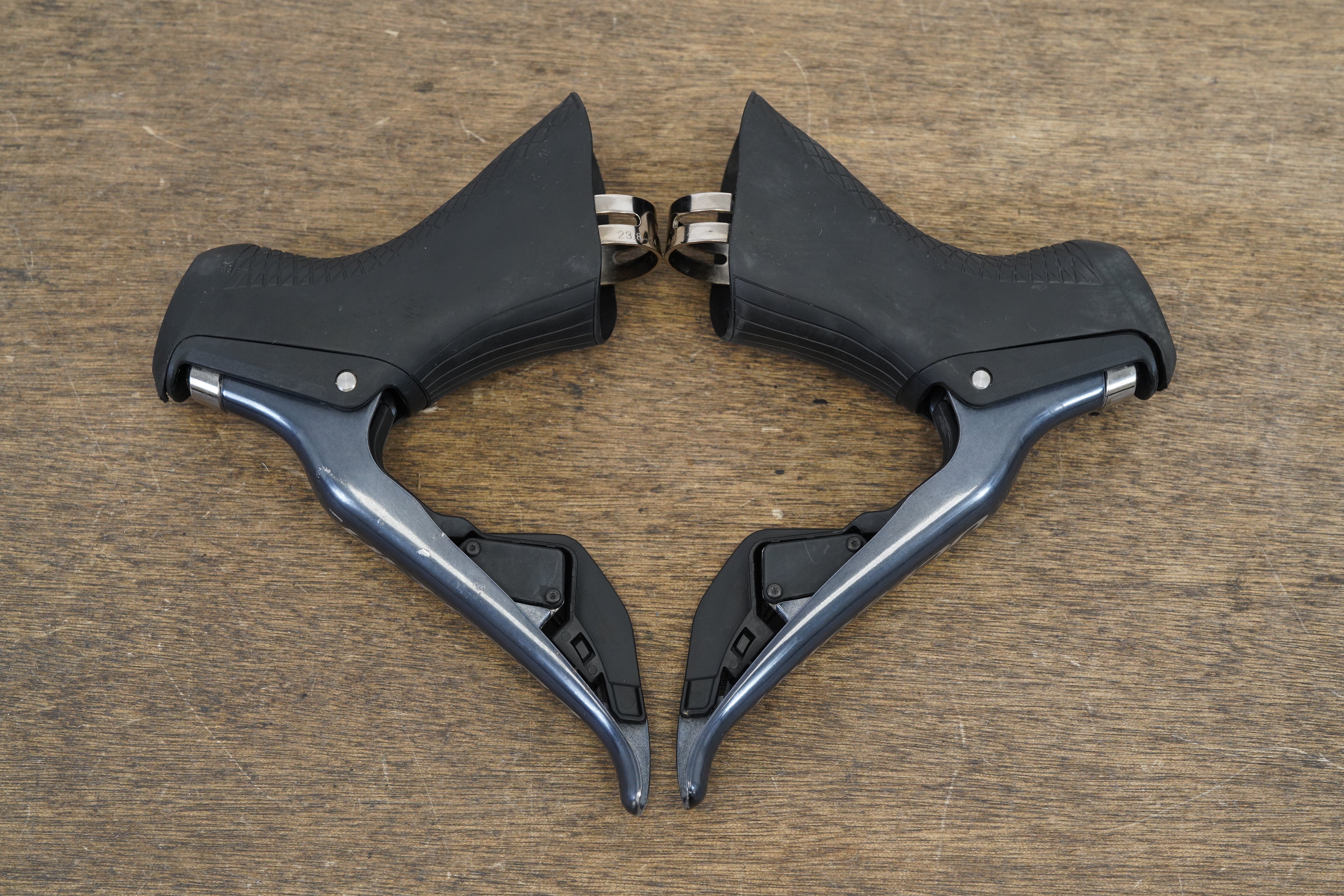 Shimano Ultegra R8050 Di2 11 Speed Electronic Rim Brake Road