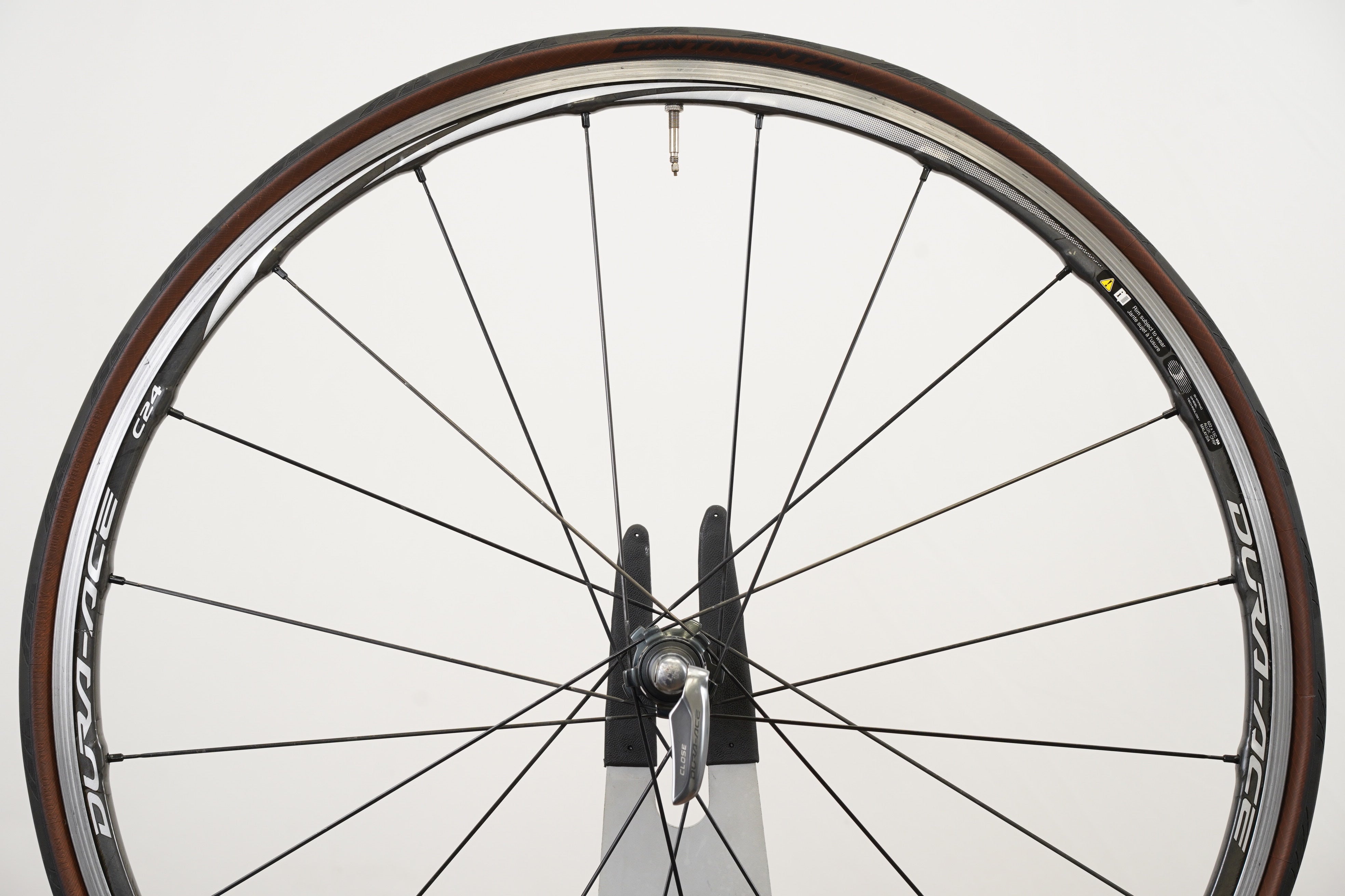 Shimano Dura-Ace WH-9000 C24 Carbon Clincher Rim Brake Wheelset 11