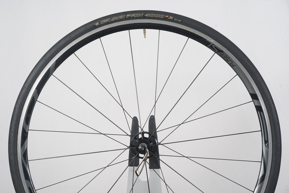 Roval Fusee 25 SL Alloy Clincher Rim Brake Wheelset Shimano/SRAM 10 speed