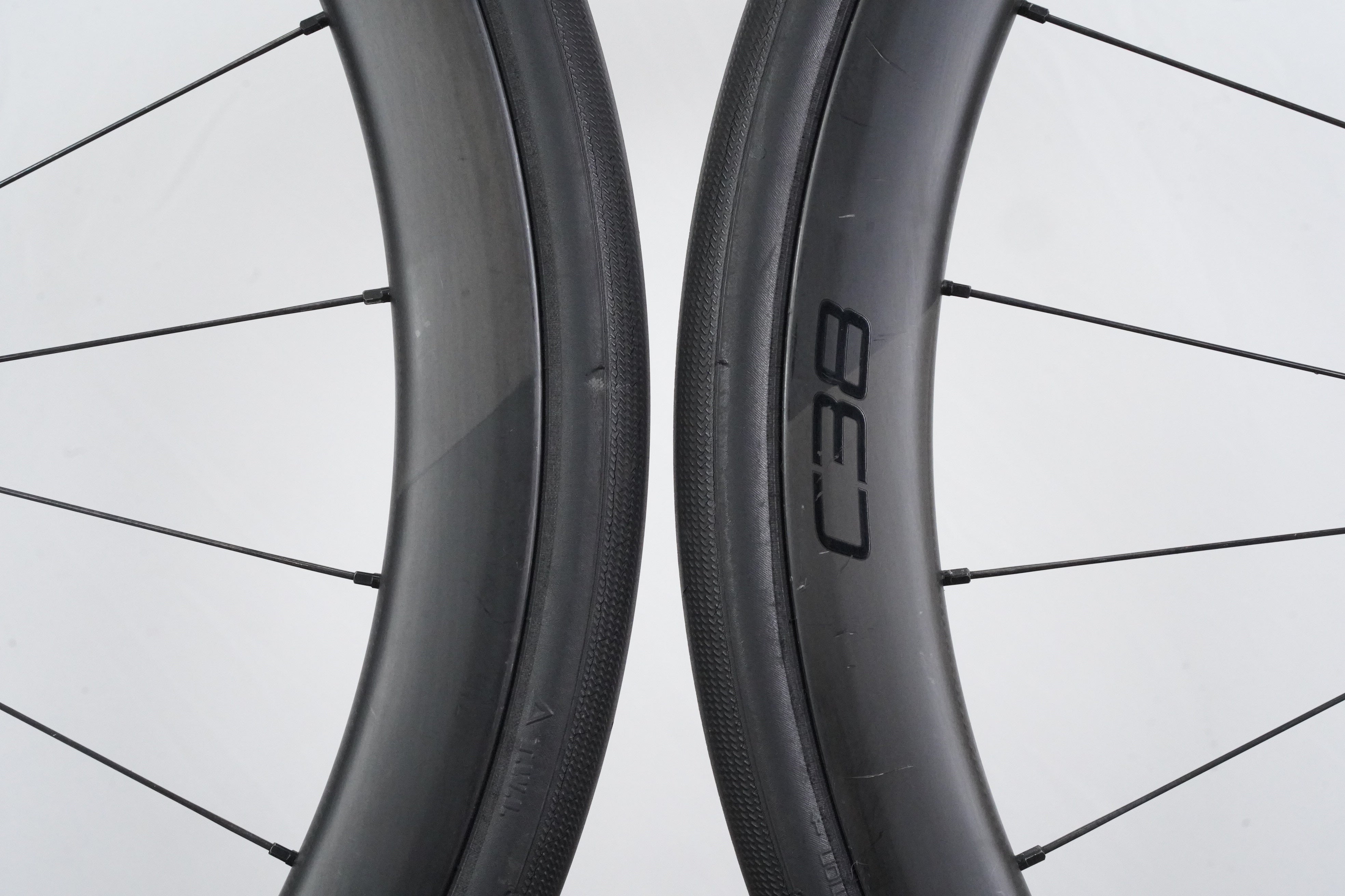 Roval C38 Carbon Tubeless Clincher Disc Brake Wheelset Shimano