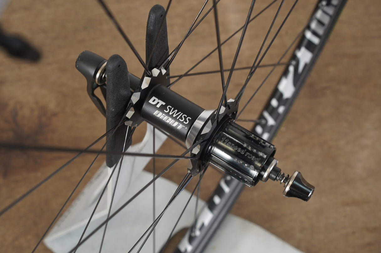 DT Swiss RR21 Dicut Alloy Tubeless Clincher Rim Brake Wheelset Shimano/SRAM 11 Speed