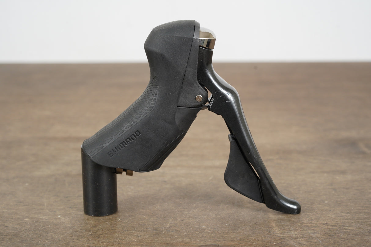 (1) RIGHT Shimano Ultegra ST-R8000 11 Speed Mechanical Rim Brake Shifter