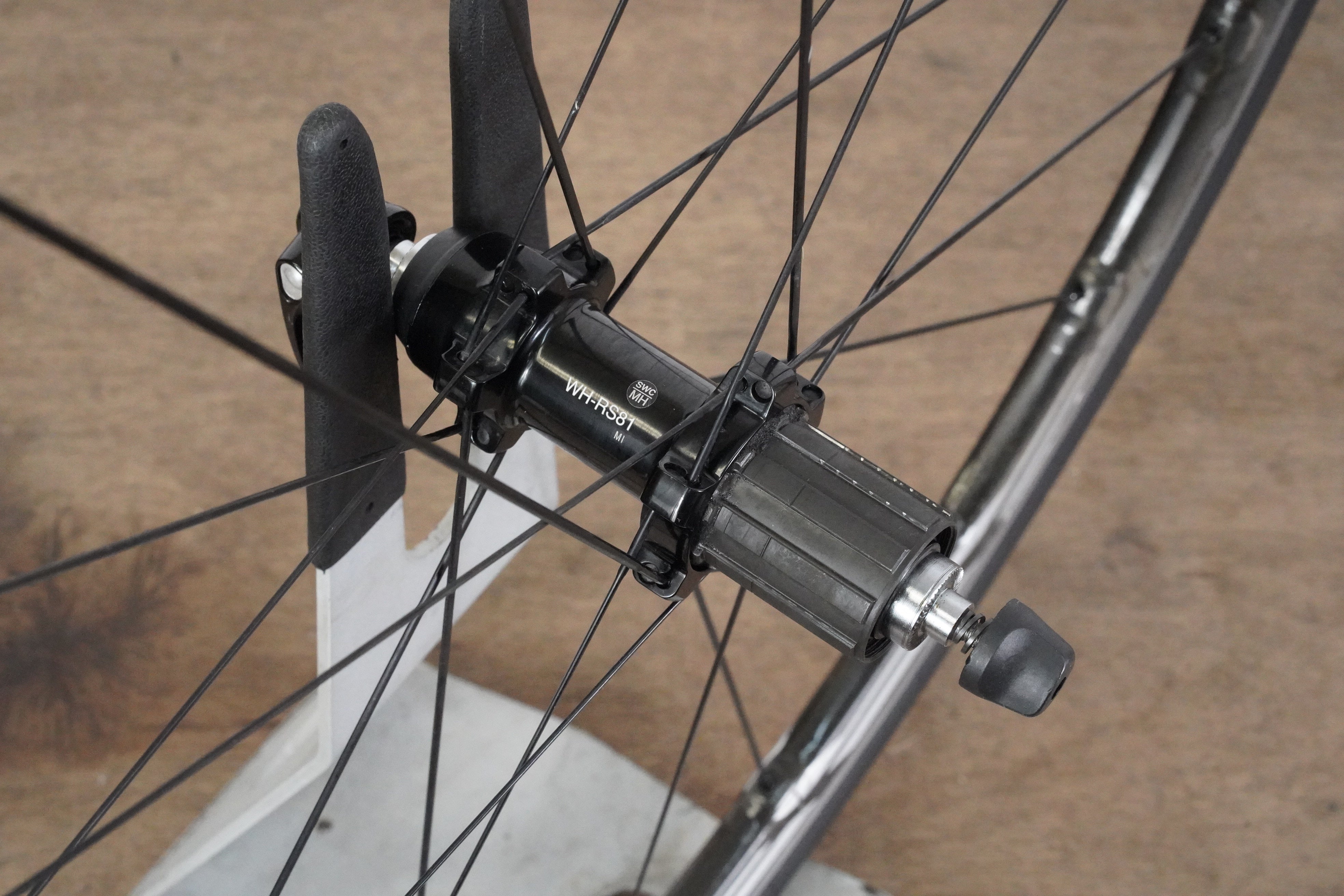 Shimano WH-RS81 C24 Carbon Alloy Tubeless Rim Brake Wheelset