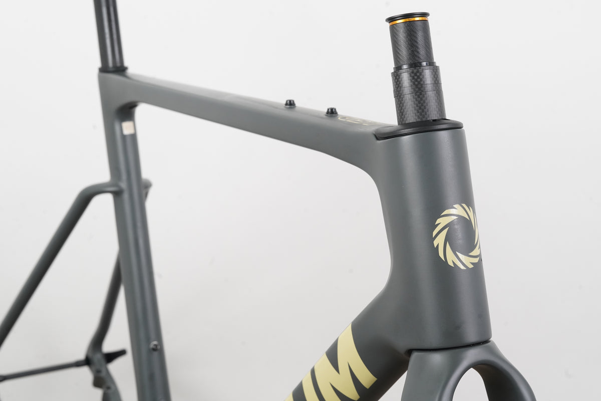 2025 M/L Ventum GS1 Carbon Disc Brake Gravel CX Frameset