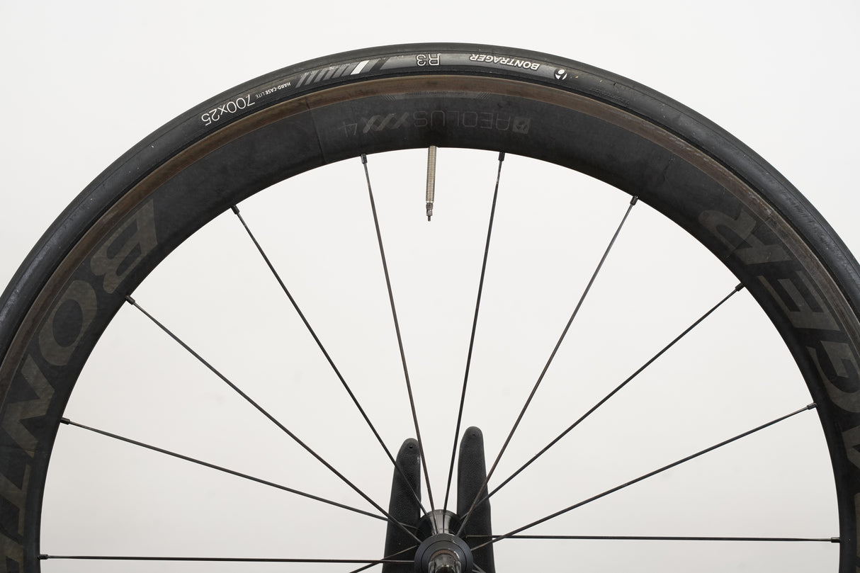 Bontrager Aeolus XXX 4 Carbon Clincher Rim Brake Wheelset Shimano/SRAM 11 Speed