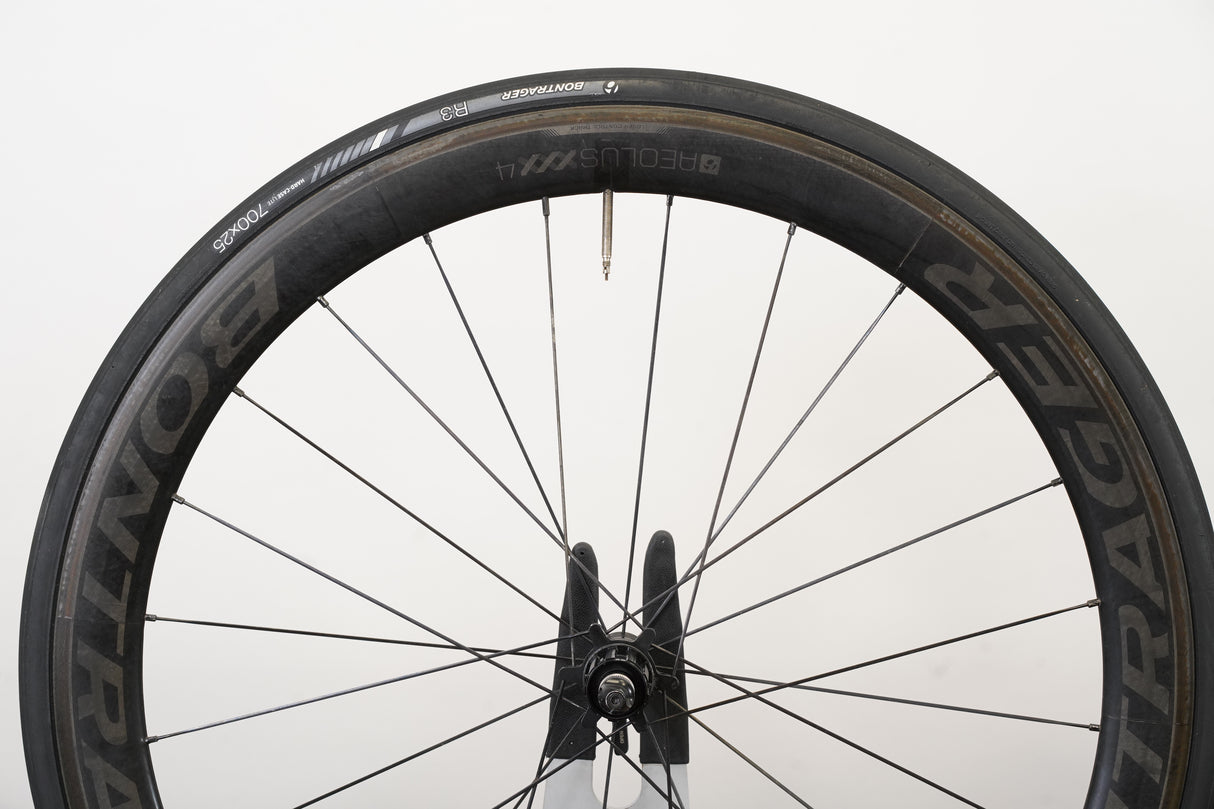 Bontrager Aeolus XXX 4 Carbon Clincher Rim Brake Wheelset Shimano/SRAM 11 Speed