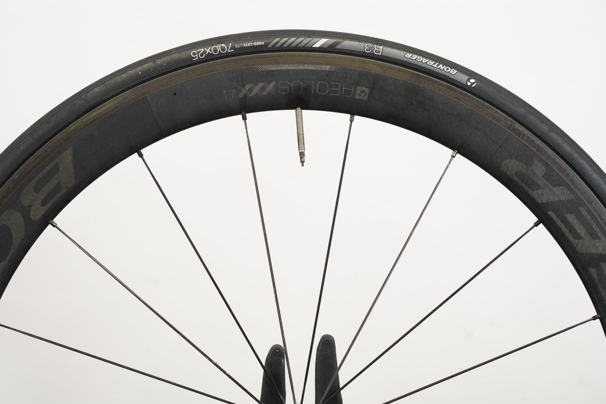 Bontrager Aeolus XXX 4 Carbon Clincher Rim Brake Wheelset Shimano/SRAM 11 Speed