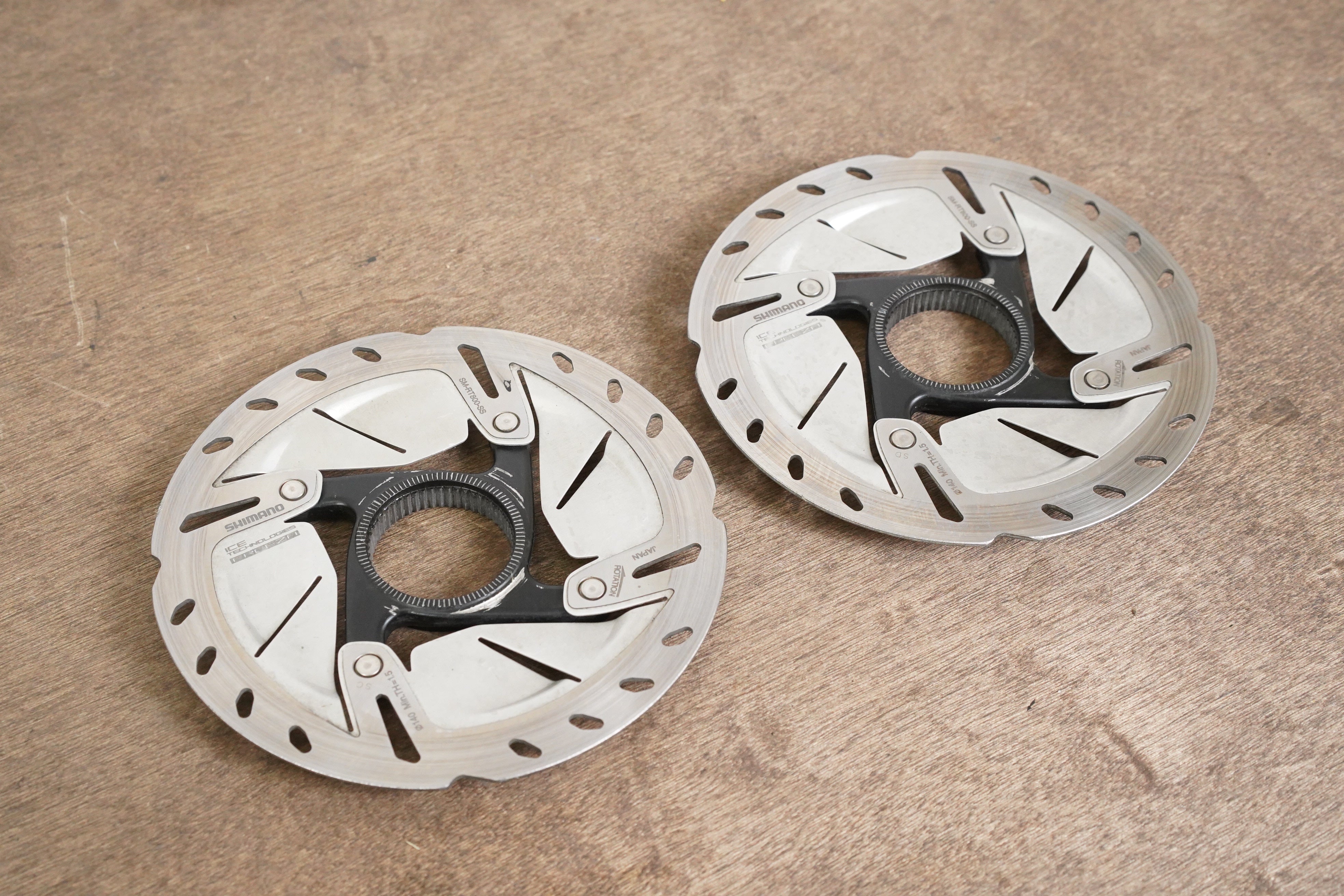 パーツ SHIMANO ULTEGRA SM-RT800 140mm&160mm NEW SHIMANO ULTEGRA SM-RT800 CENTERLOCK ROAD DISC ROTOR