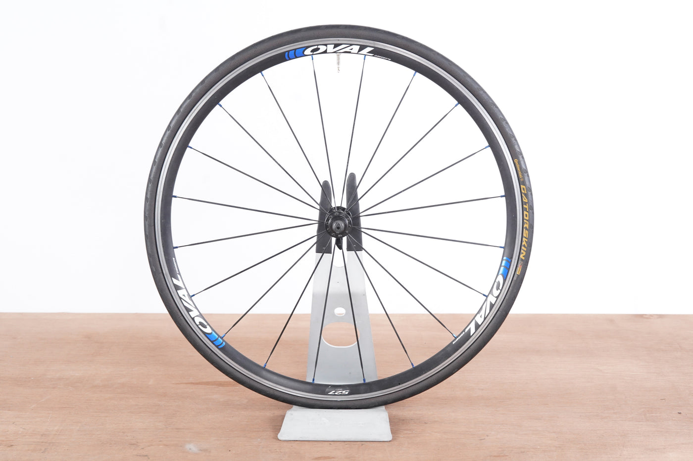 FRONT Oval Concepts 527 Alloy Clincher Rim Brake Wheel