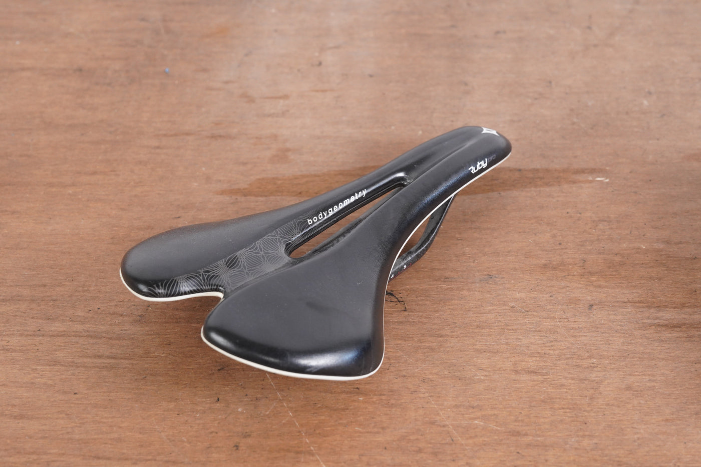 155mm Specialized Ruby Pro Carbon Road Saddle 182g