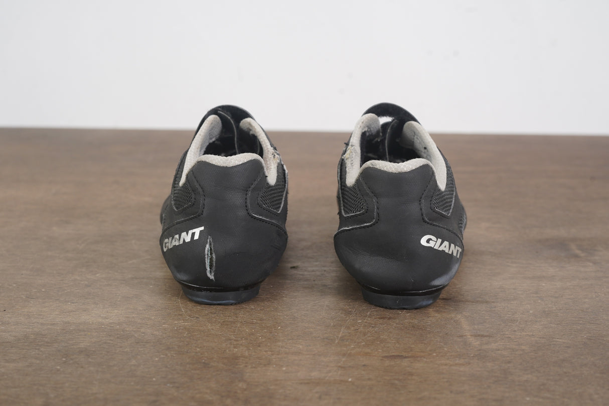 Size 45 (EU) 11 (UK) 12 (US) Giant Bolt Clipless Road Shoes