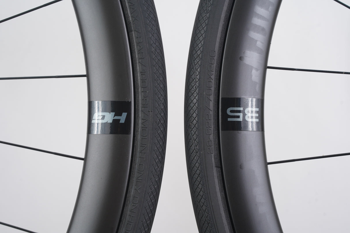 Cannondale HollowGram 35 Carbon Tubeless Disc Brake Wheelset 11 Speed