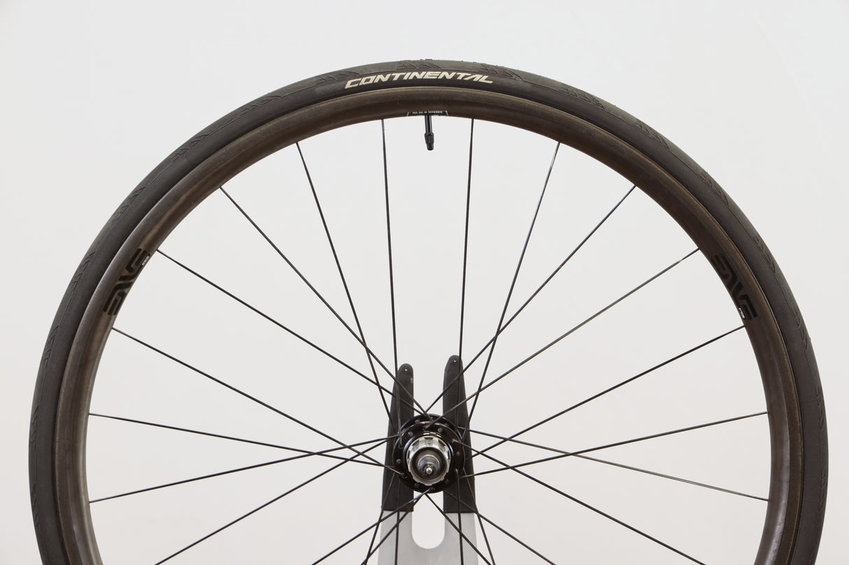 ENVE SES 2.2 Gen 2 Chris King R45 Carbon Tubeless Rim Brake Wheelset 11 Speed