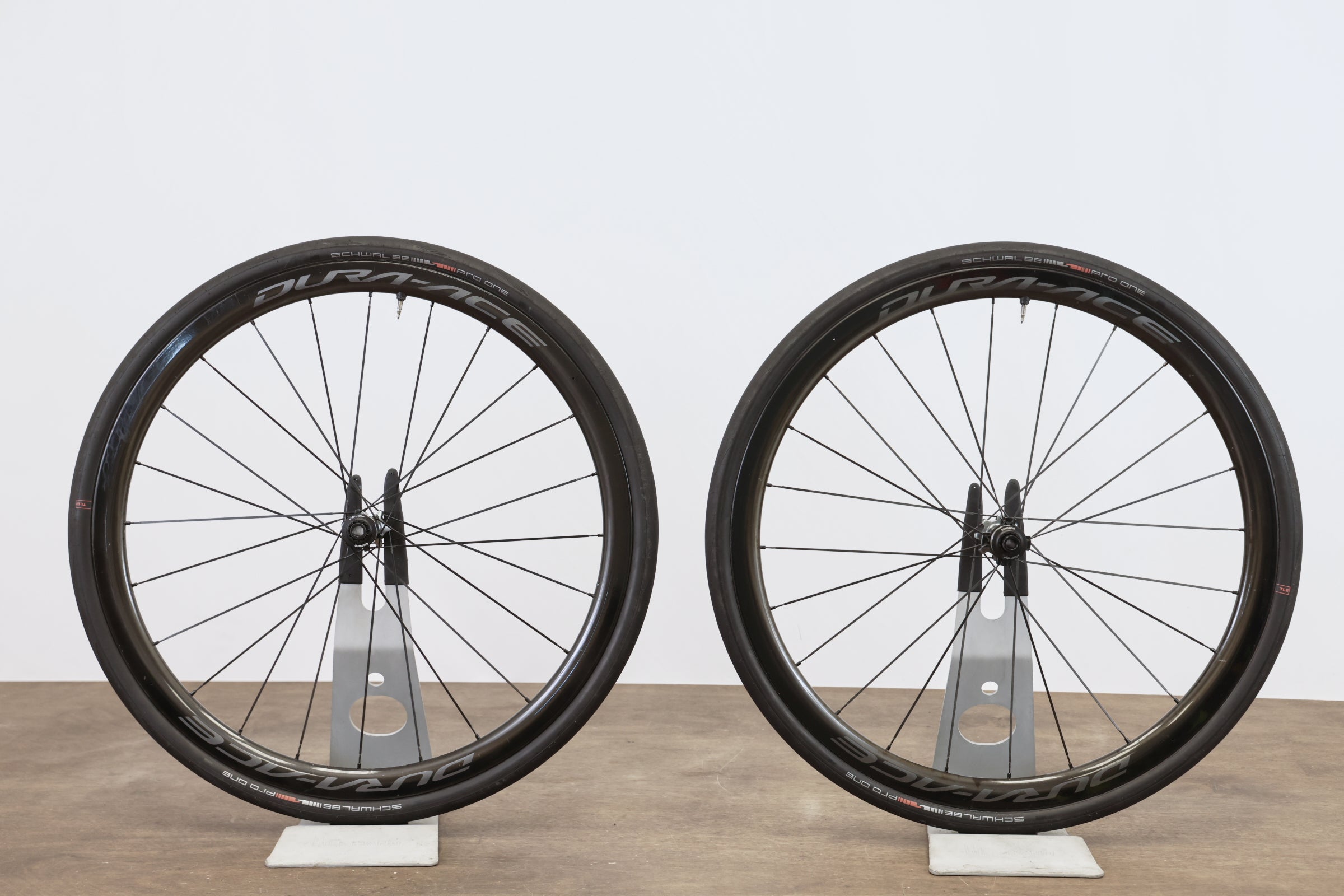 Shimano Dura-Ace WH-R9170 C40 Carbon Tubeless Disc Brake Wheelset