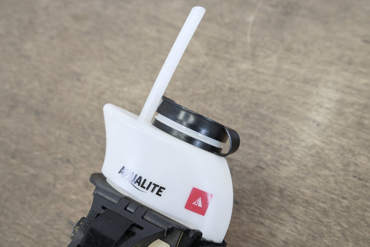 (1) Profile Design Aqualite Bottle + Aerobar Mount