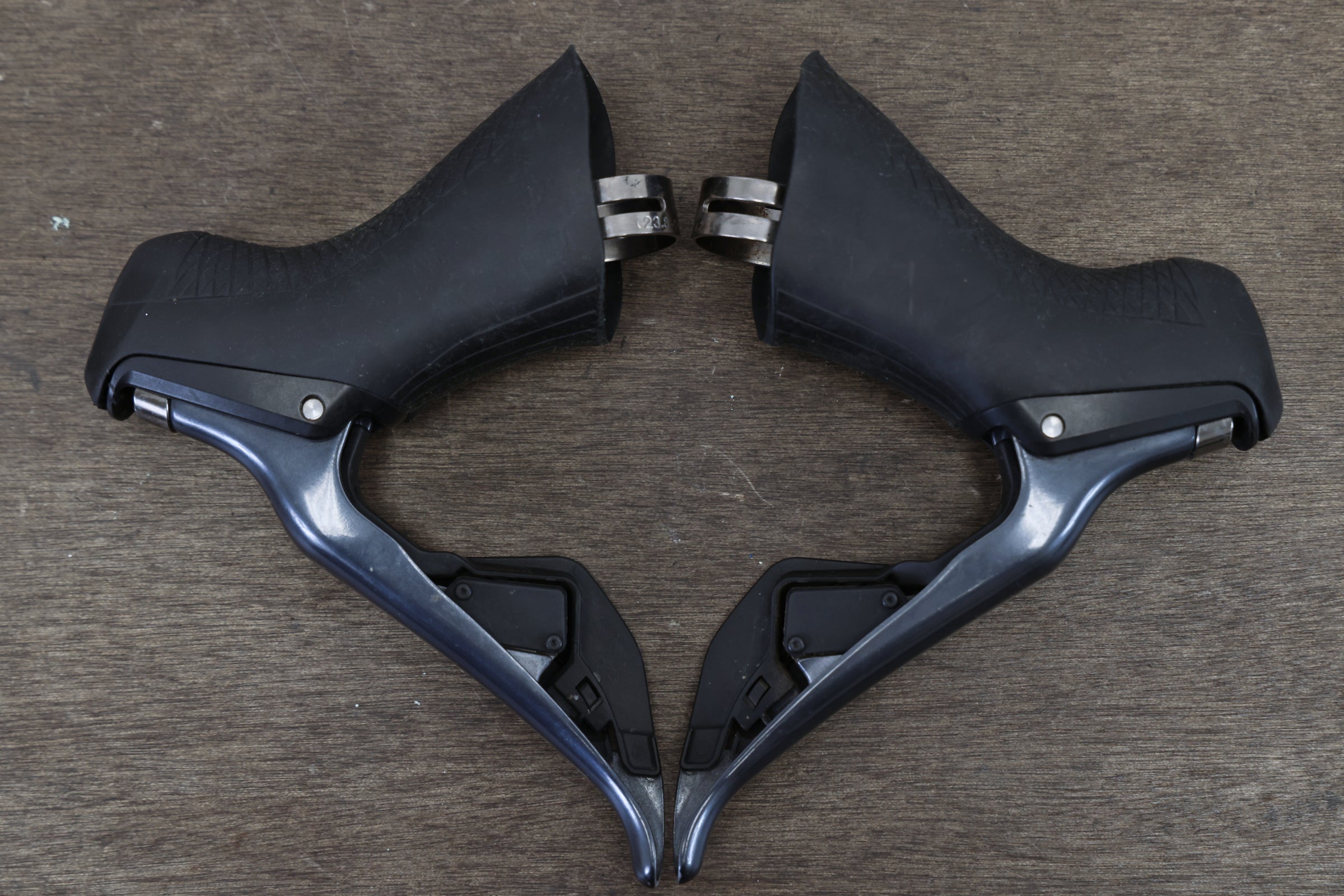 Shimano Ultegra R8050 Di2 GS 11 Speed Electronic Rim Brake Road