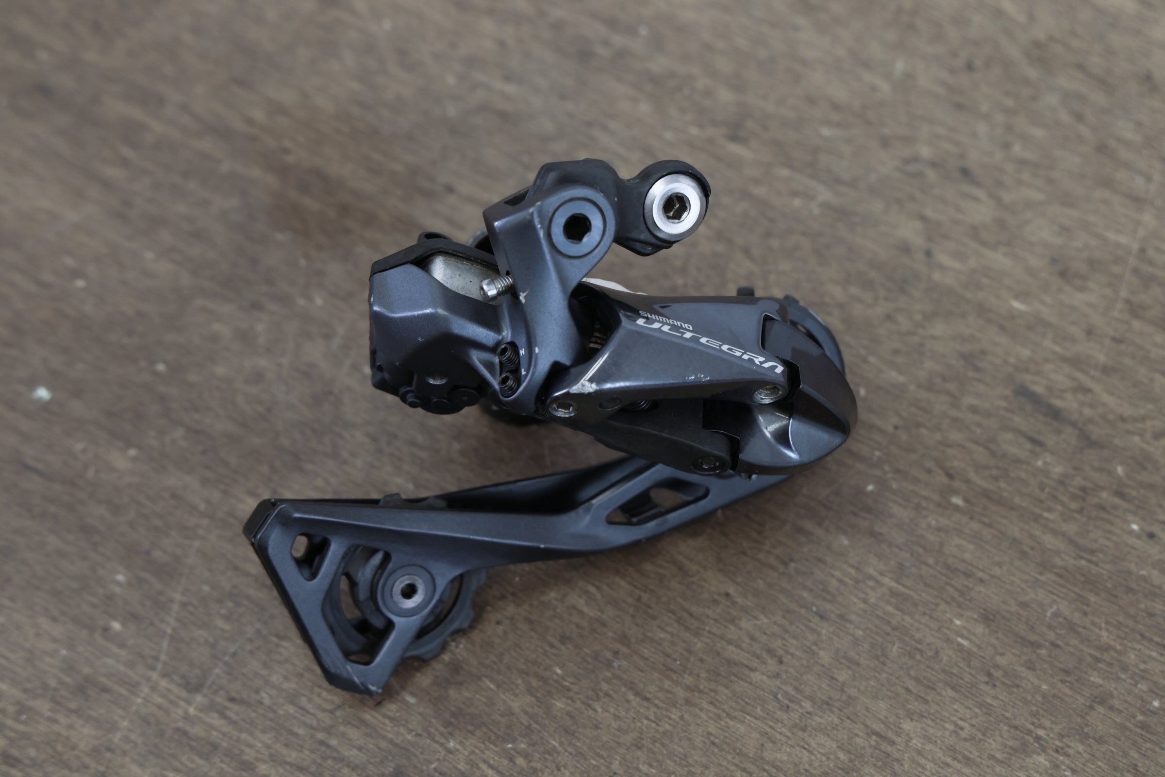 Shimano Ultegra R8050 Di2 GS 11 Speed Electronic Rim Brake Road