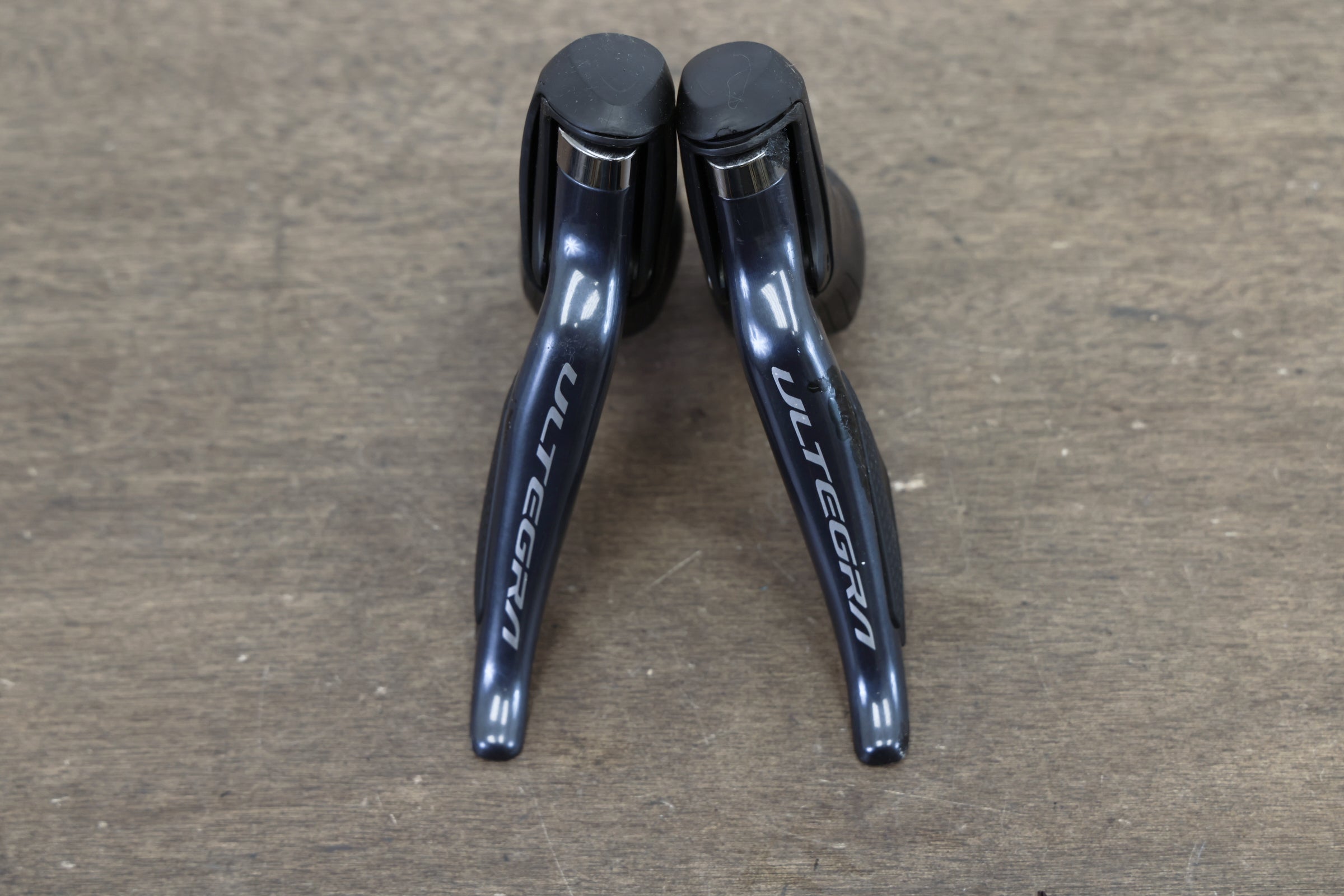 Shimano Ultegra R8050 Di2 OSPW 11 Speed Electronic Rim Brake Road