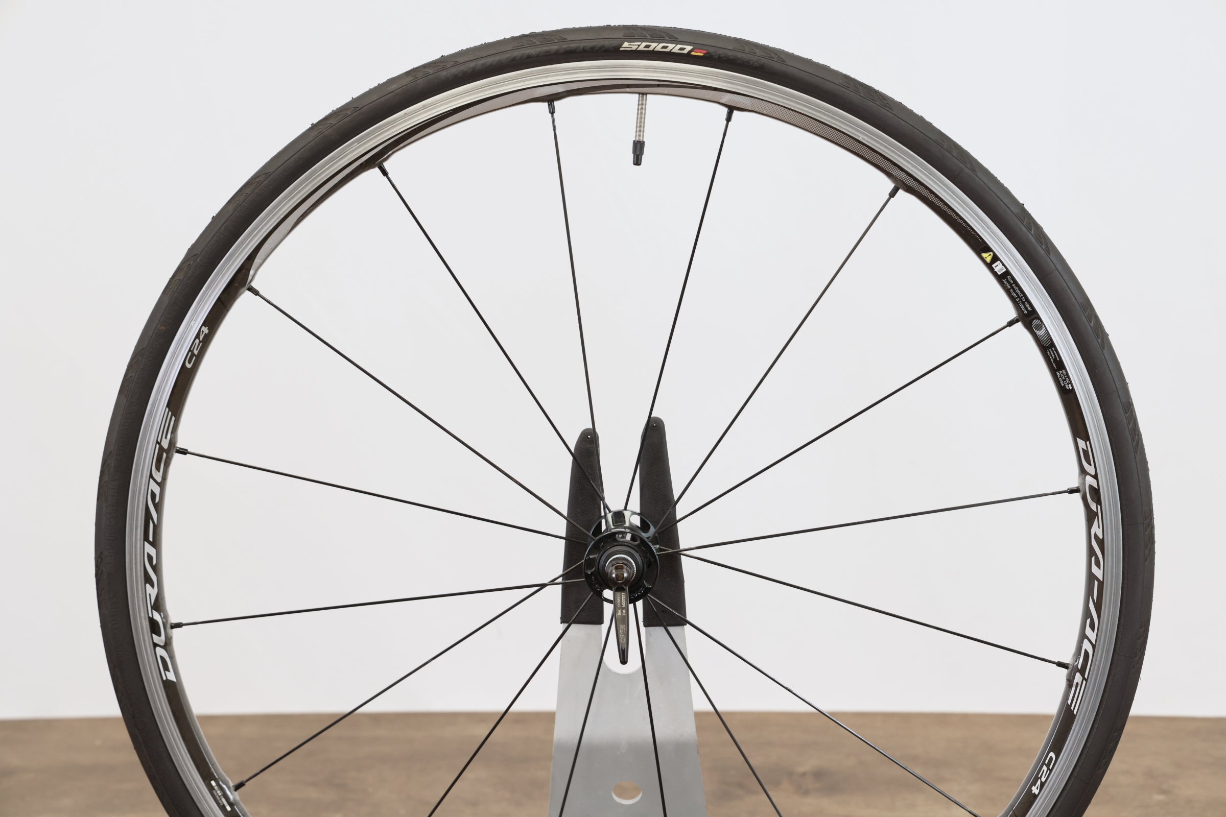 Shimano Dura-Ace WH-9000 C24 Carbon Clincher Rim Brake Wheelset 11