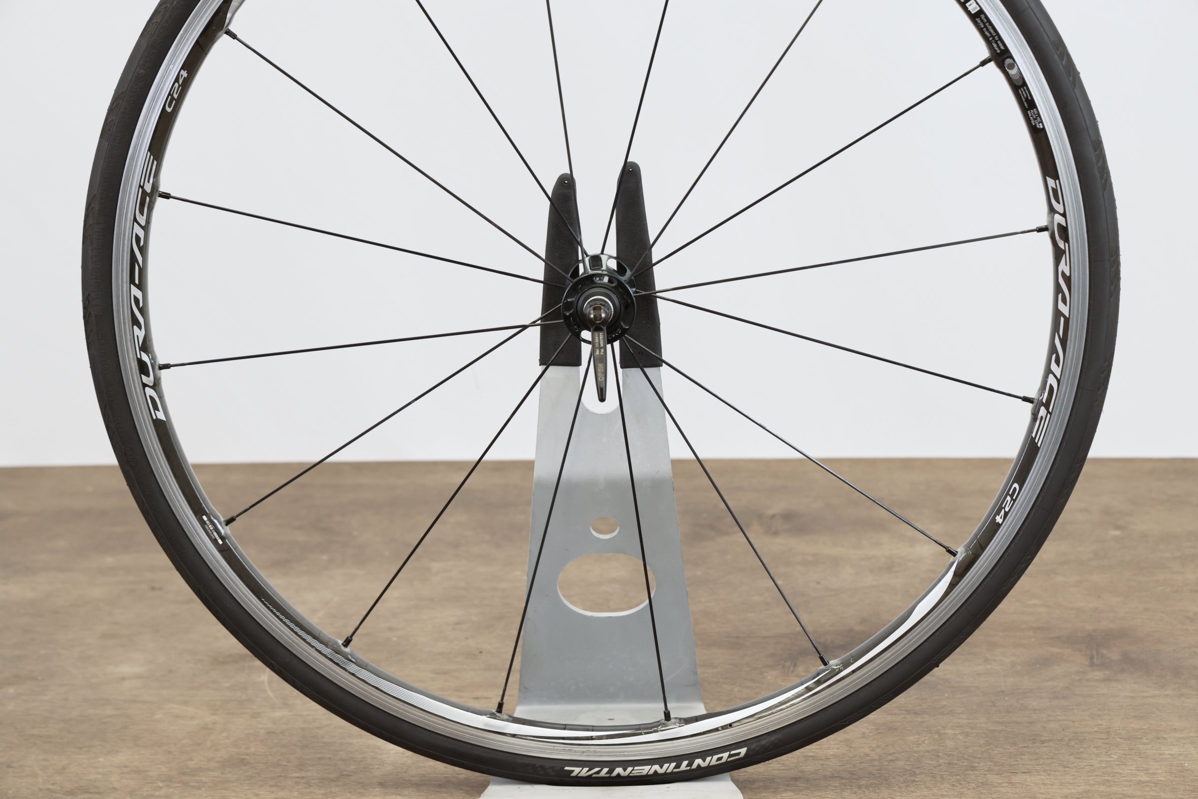 Shimano Dura-Ace WH-9000 C24 Carbon Clincher Rim Brake Wheelset 11