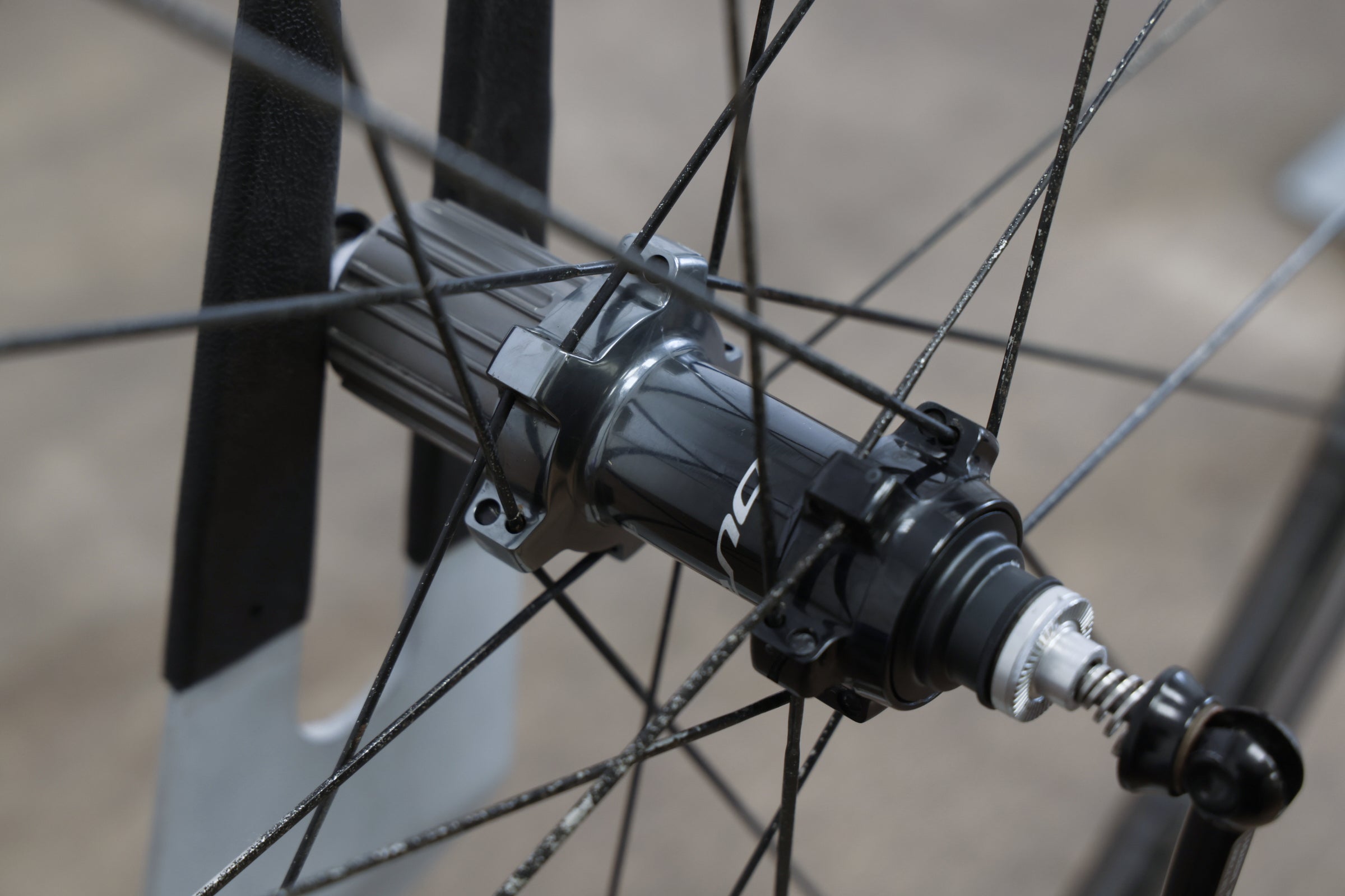 Shimano Dura-Ace WH-9000 C24 Carbon Clincher Rim Brake Wheelset 11