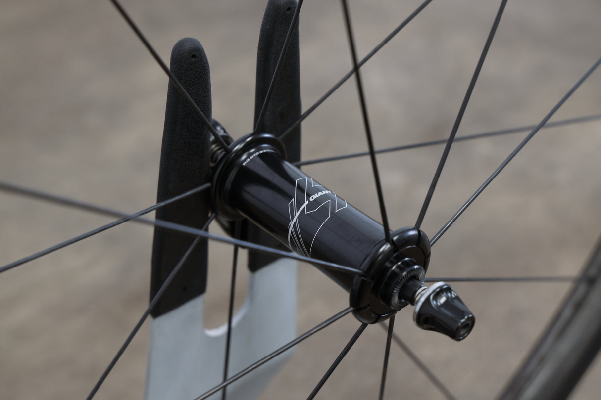 Giant SLR One Carbon Tubeless Rim Brake Wheelset Shimano/SRAM 11 Speed