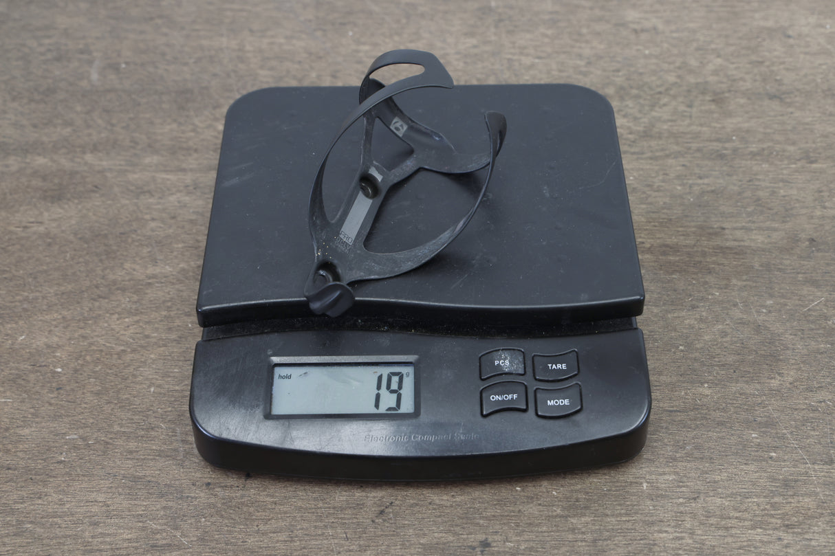 (1) Bontrager Pro OCLV Carbon Bottle Cage 19g