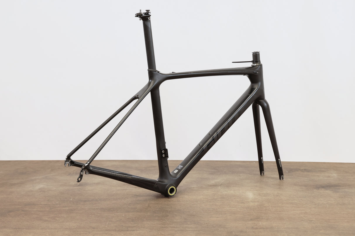 M (Medium) Giant TCR Advanced Carbon Rim Brake Road Frameset