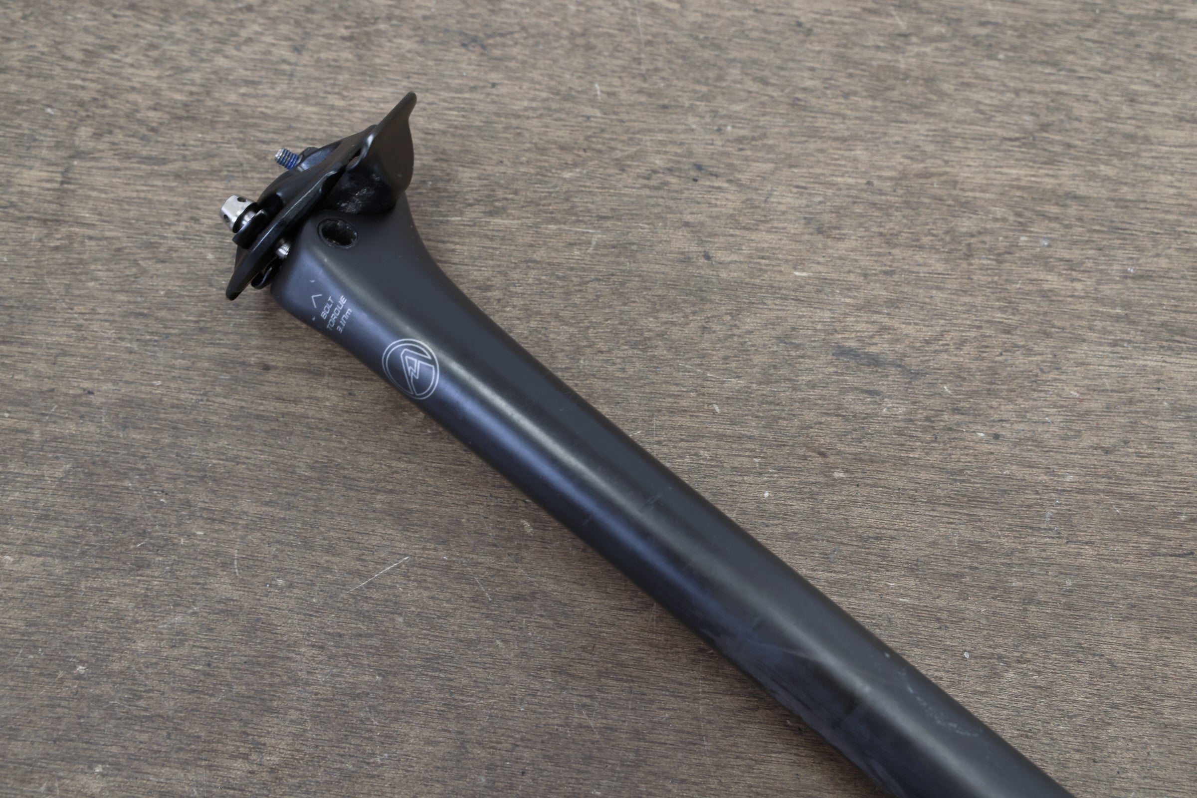 ROVAL ALPINIST CARBON POST φ27.2 シートポスト ROVAL ALPINIST CARBON POST 27.2MM X 360MM(27.2mm X 360mm ブラック