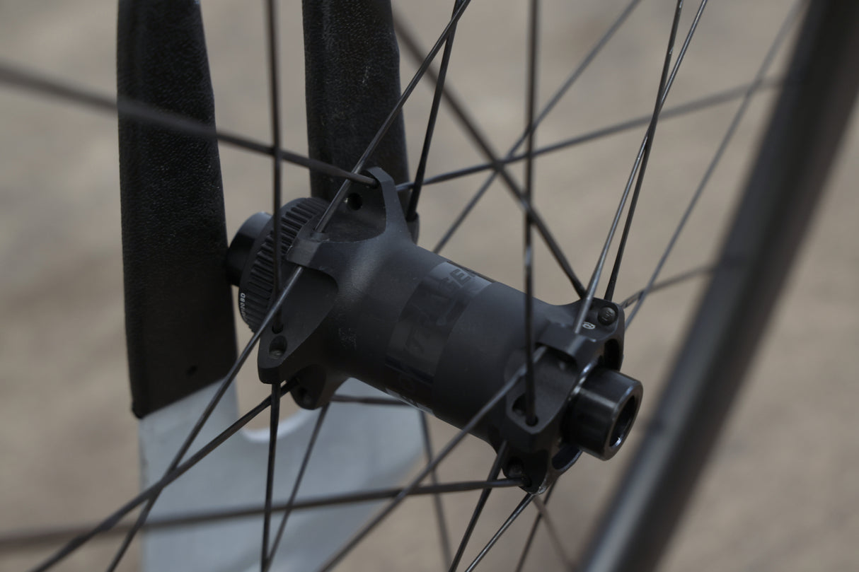 Bontrager Aeolus Pro 5 TLR Carbon Tubeless Clincher Disc Brake Wheelset 11 Speed