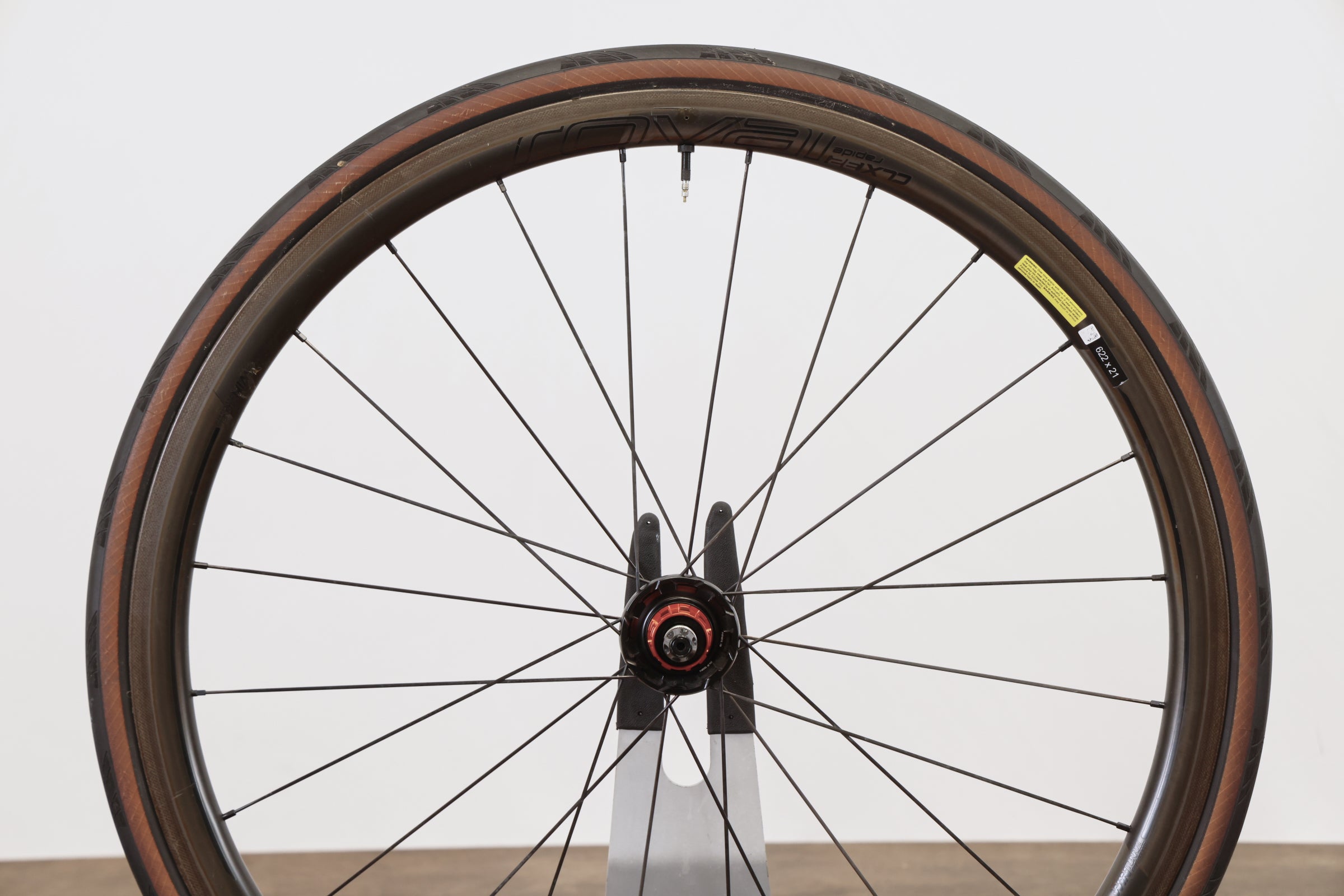 Roval CLX 32 Carbon Tubeless Clincher Rim Brake Wheelset Shimano