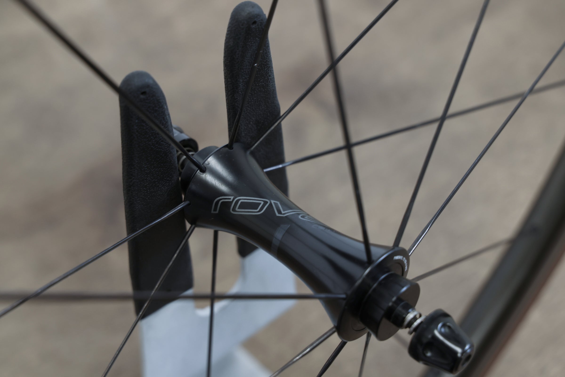 Roval CLX 32 Carbon Tubeless Clincher Rim Brake Wheelset Shimano