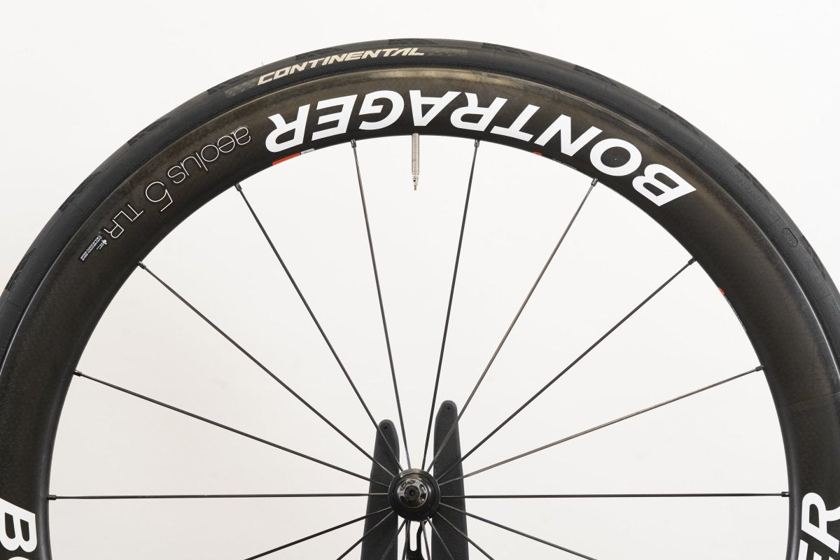 Bontrager Aeolus 5 TLR Carbon Tubeless Clincher Rim Brake Wheelset 11 Speed